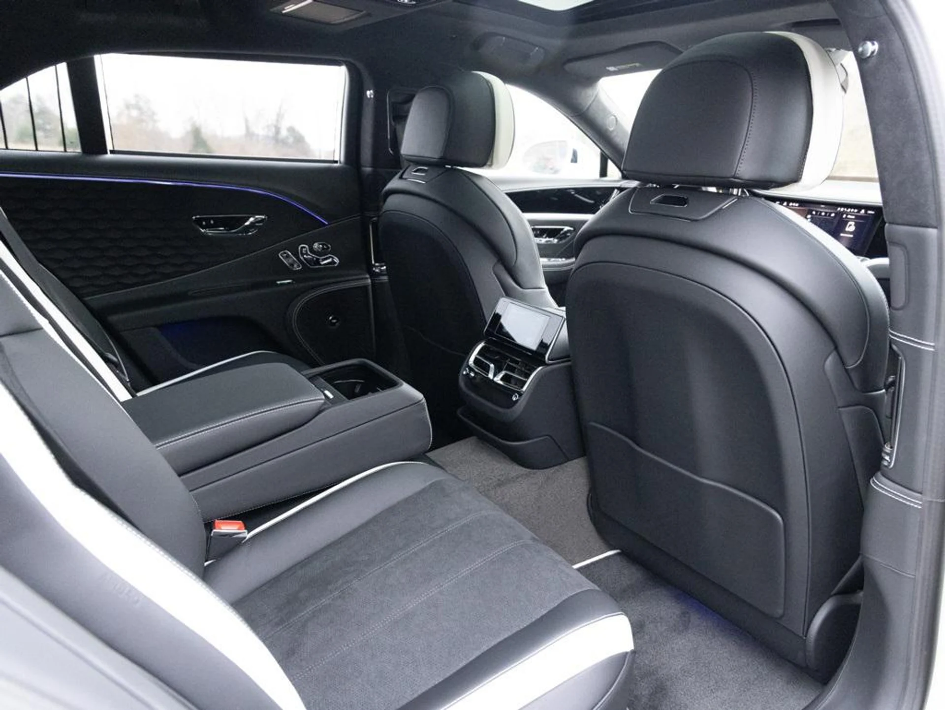 mph063_3610772685_403809833_67c234346b5617b02de637d5_a20e3d78c1