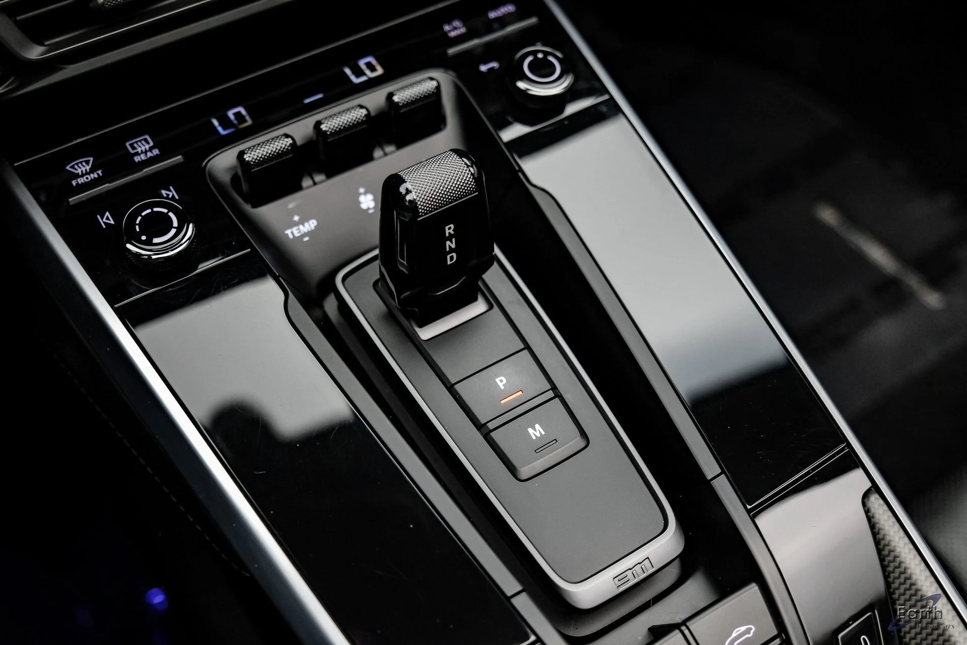 mph063_3662737740_afe0692c3f19e98d76737f53975f2462x_6c75c934fb