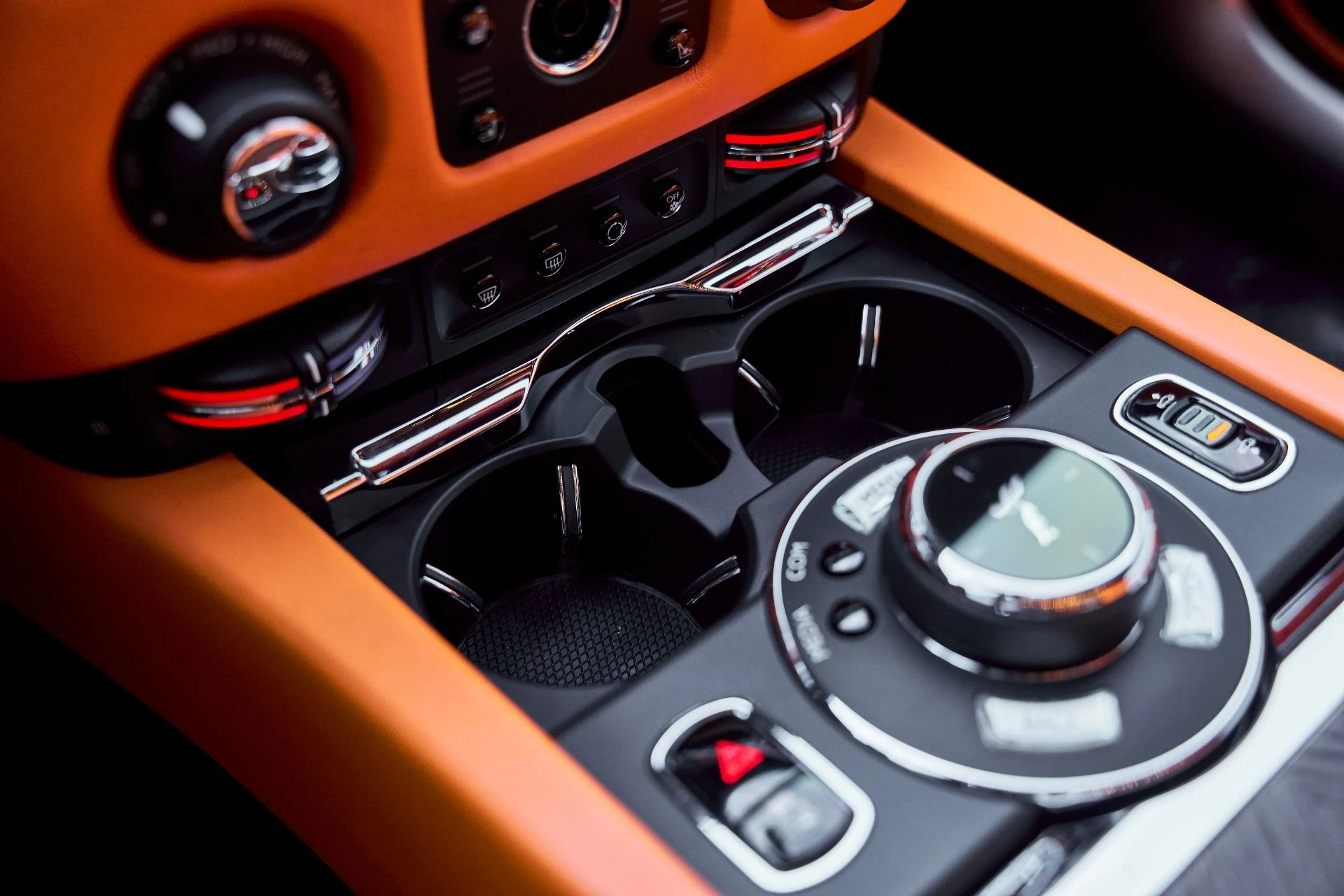 mph063_3670942457_Used_2019_Rolls_Royce_Wraith_Base_1772849704_abd77b085d