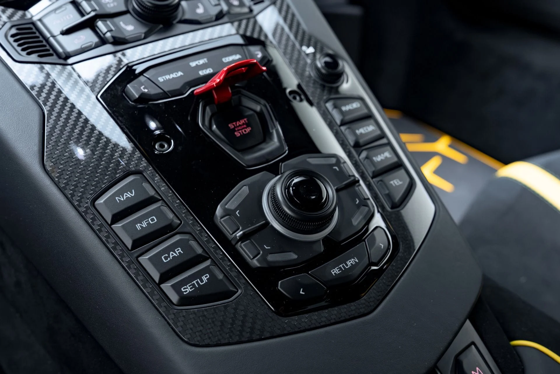 mph063_3705469952_Used_2021_Lamborghini_Aventador_LP_770_4_SVJ_1776372271_0a7eb752b9