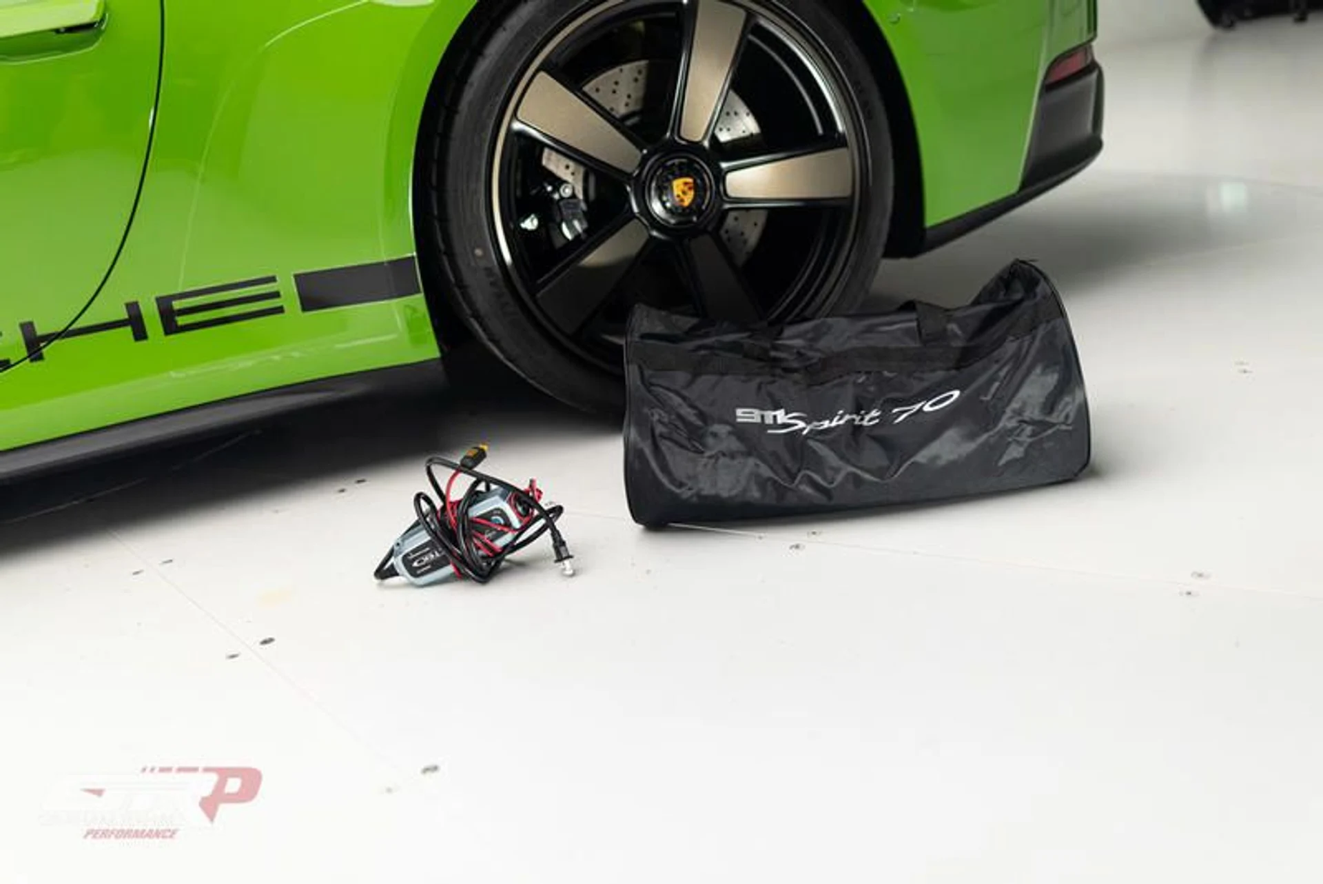 mph063_3756746261_21_B356_FD_0369_4_AFF_B600_F6_F38_CE_42_A03_f08055525c