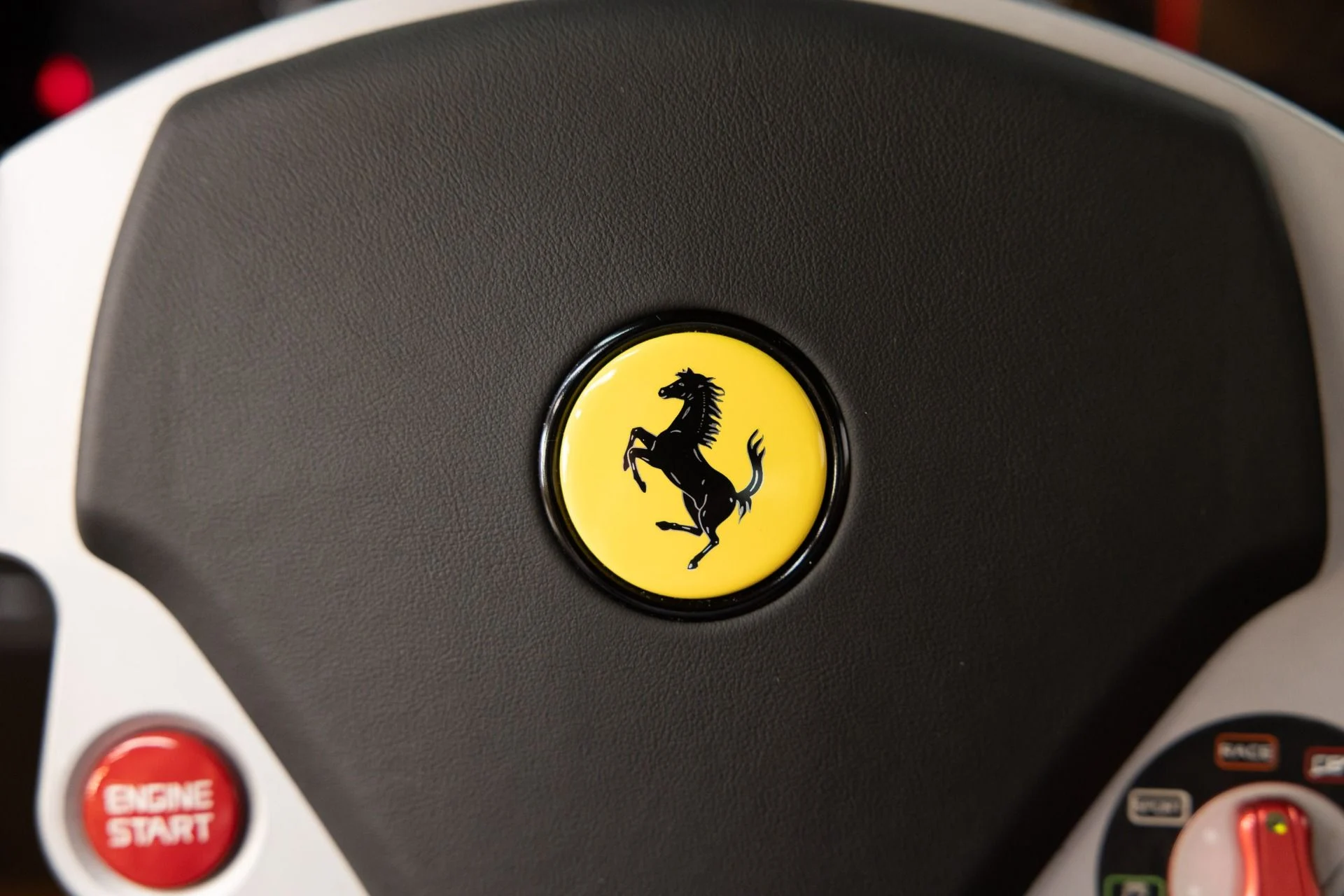 mph063_3813756338_Used_2006_Ferrari_F430_1790703494_57d0b4cd3b