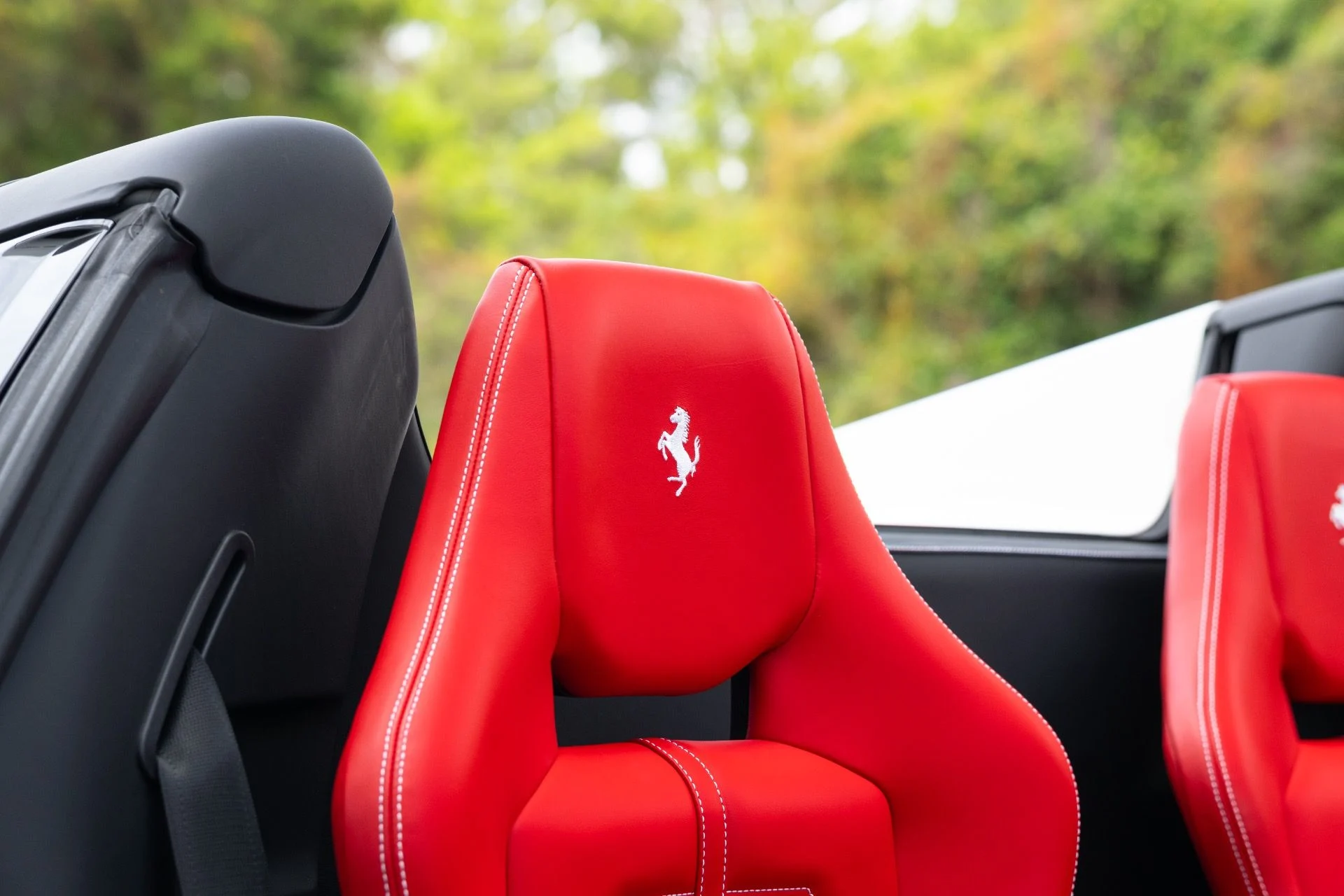 mph063_3829730307_Used_2018_Ferrari_488_Spider_1779900992_19dcd5d8ab