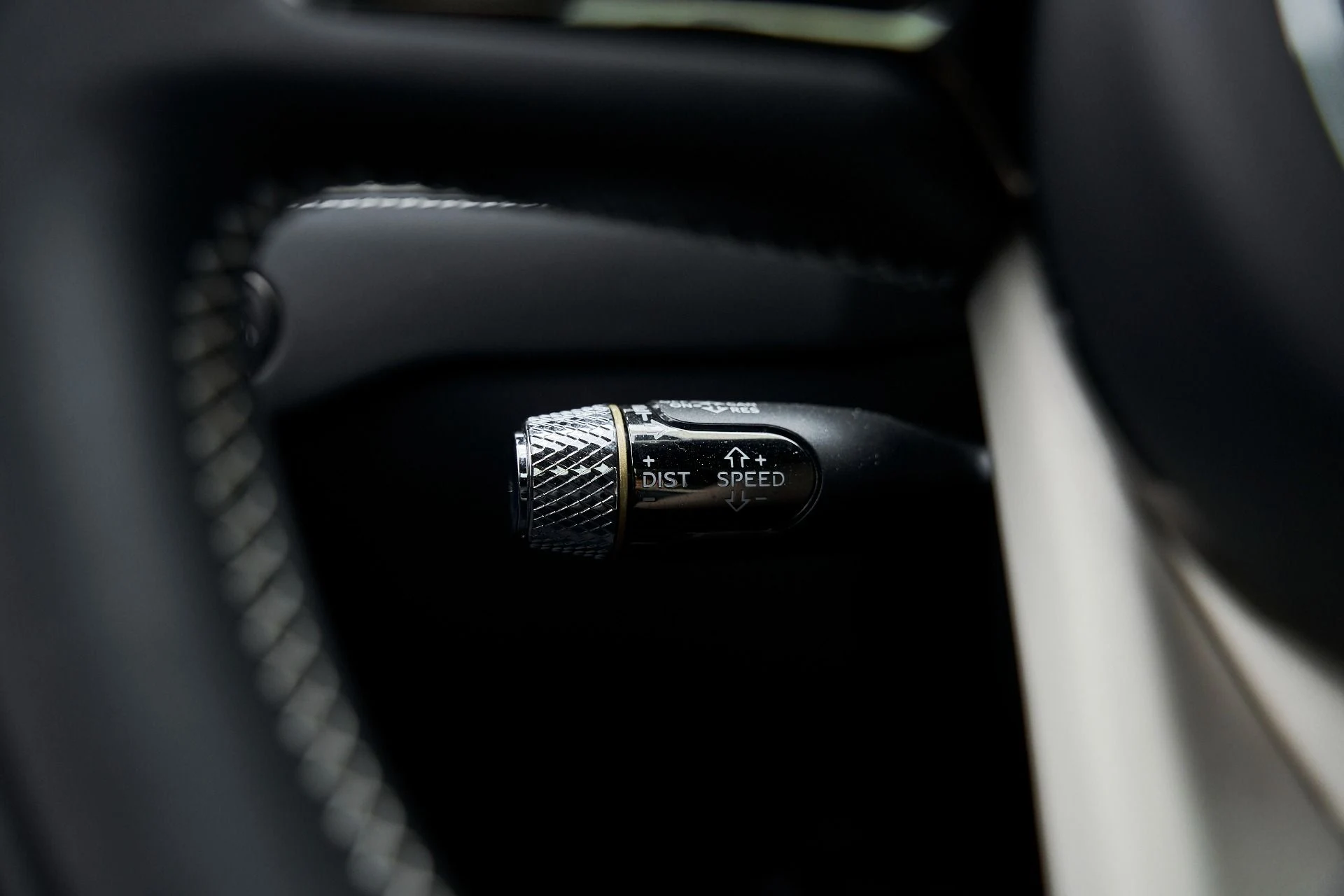 mph063_3843475242_Used_2025_Bentley_Flying_Spur_Speed_1769137134_05996ac0b1