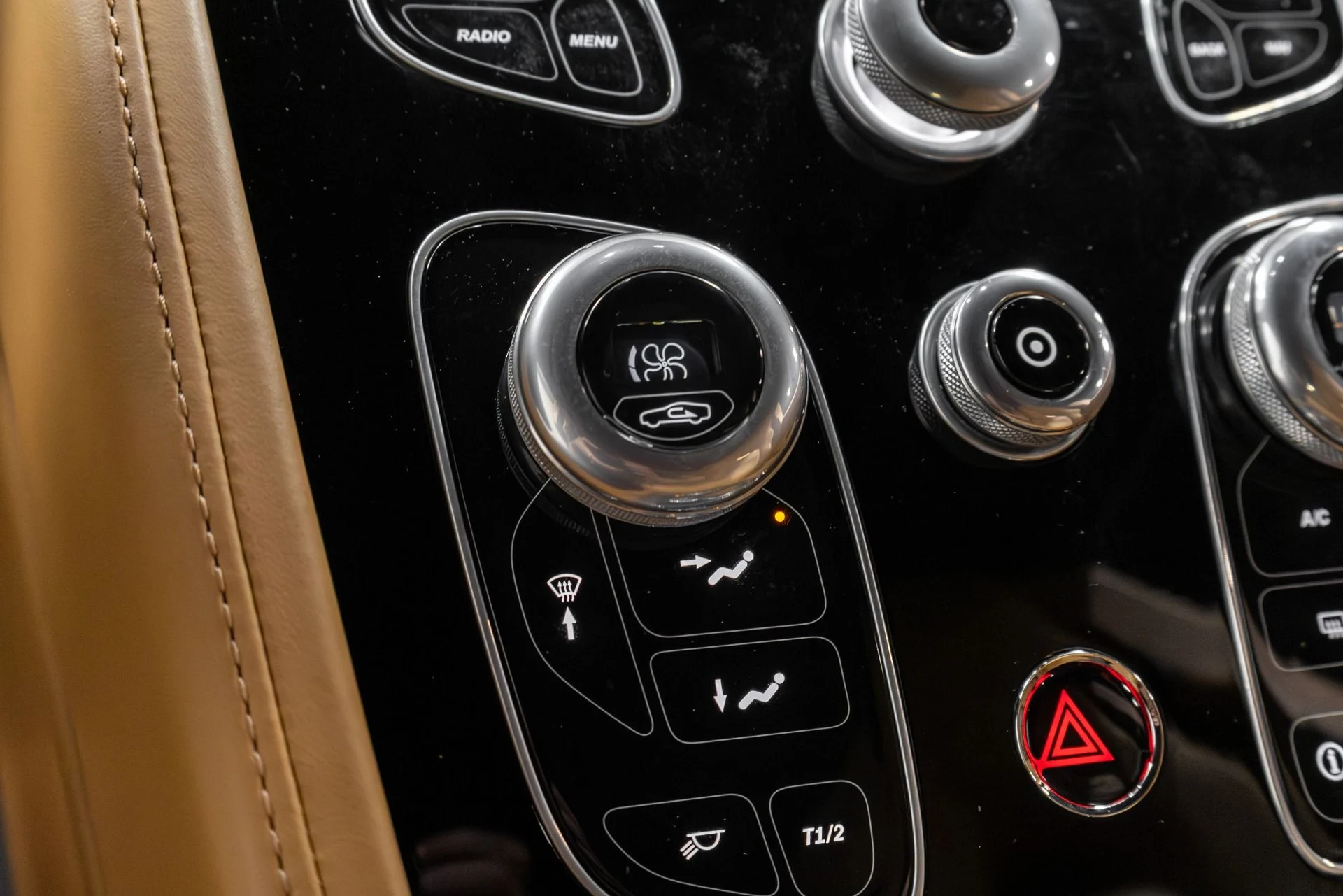 mph063_3916304731_Used_2016_Aston_Martin_Rapide_S_1767648441_d7df4ea4be