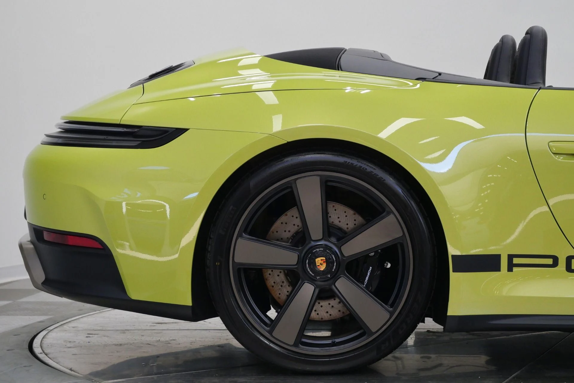 mph063_3936480827_Used_2026_Porsche_911_Spirit_70_Convertible_838_of_only_1500_Built_Paint_to_Sample_1779994054_ed4a9a89d7