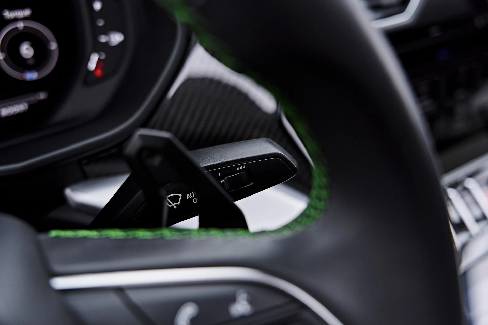mph063_3970577797_Used_2021_Lamborghini_Urus_1788457987_77b5499b12