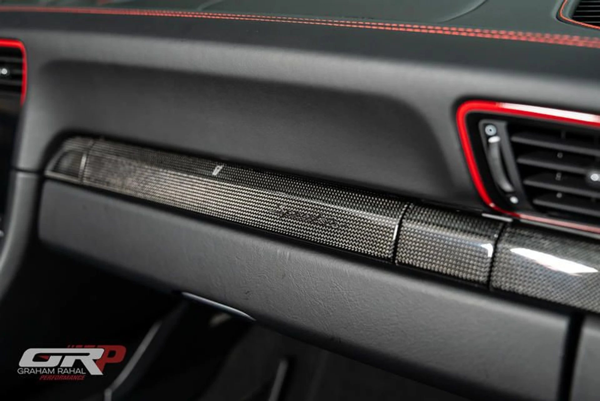 mph063_4069436844_000_D94_B1_C9_D5_4333_AB_70_0071_EC_3_C09_DD_f15b9b4b30