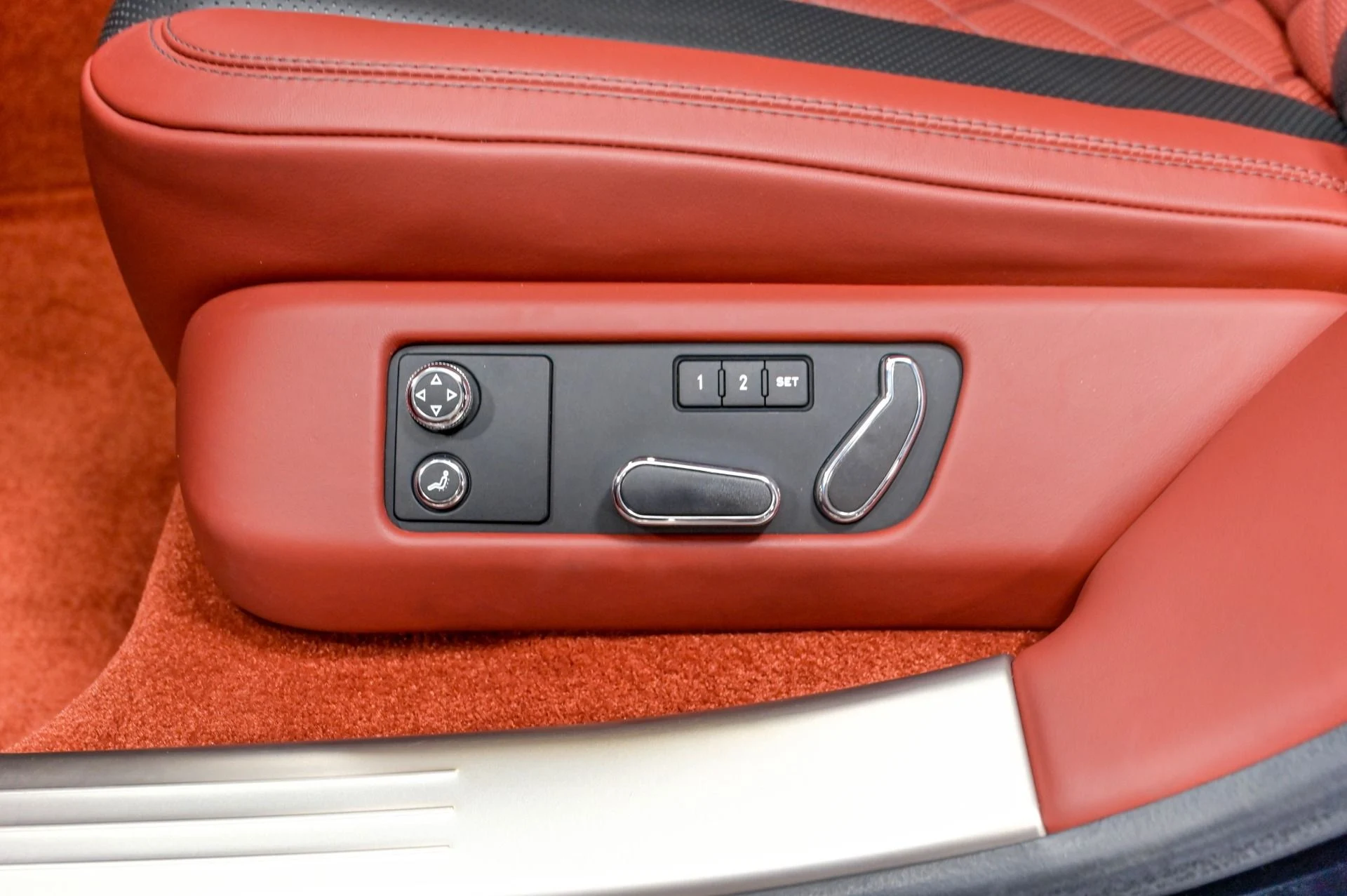 mph063_4076618097_Used_2017_Bentley_Flying_Spur_W12_S_1782583031_7088f65e3e