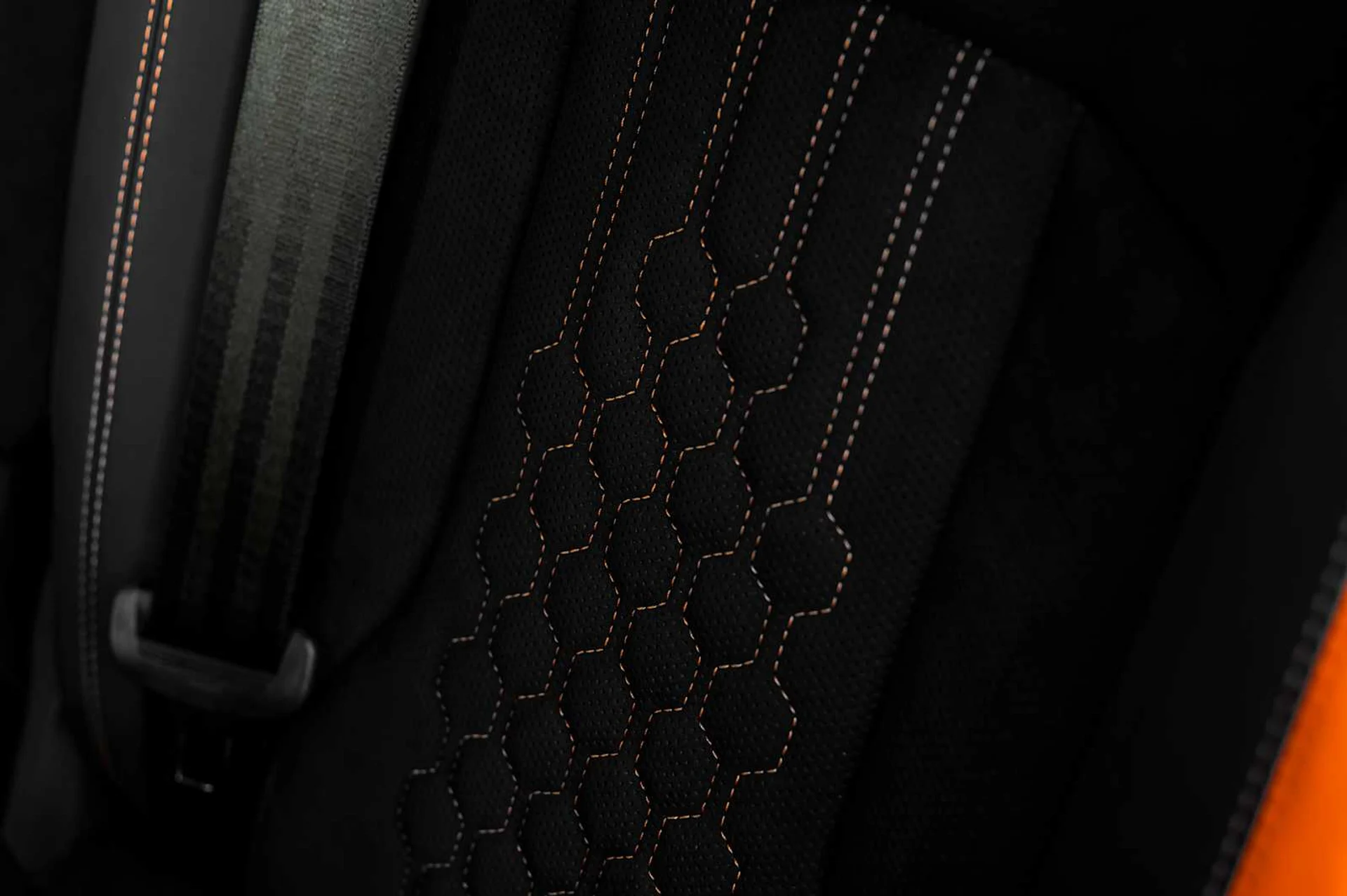 mph063_4113124545_d85fb5194707f5c419689c7b9d5e3d57x_5330e3c300