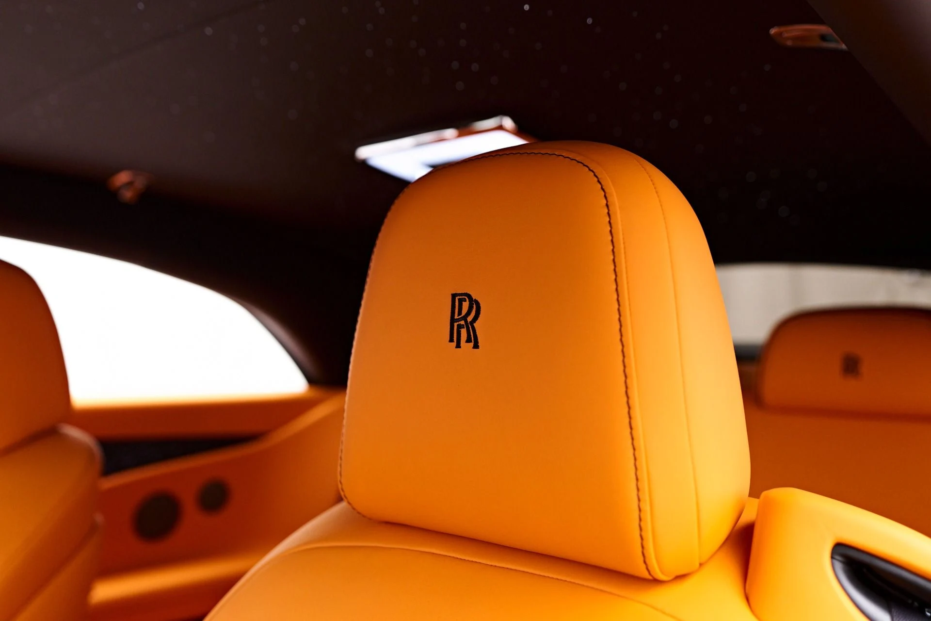 mph063_4140083877_Used_2025_Rolls_Royce_Spectre_Mansory_1756243802_aa4265fd1e