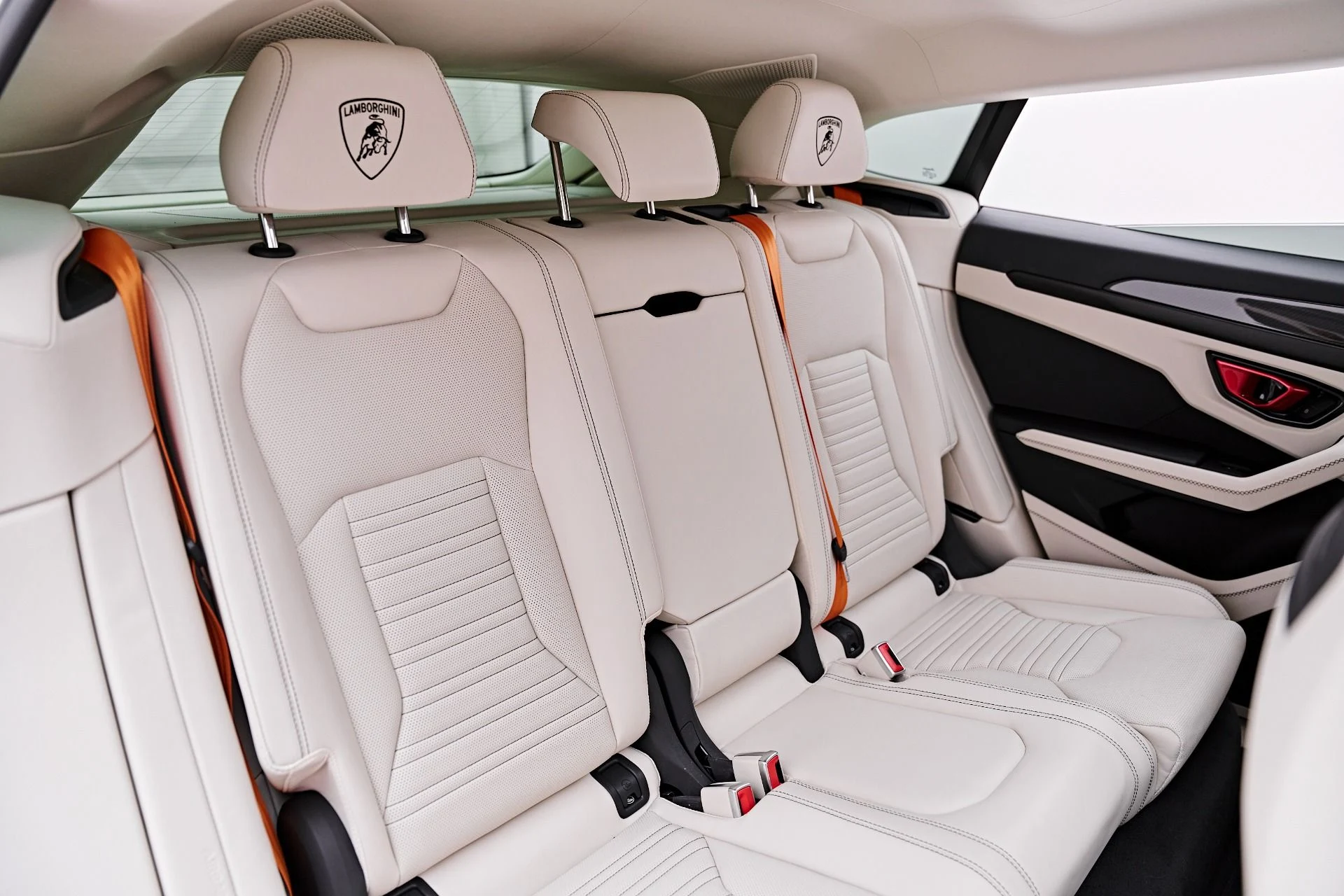 mph063_4178307050_Used_2025_Lamborghini_Urus_SE_1785258996_d38a07d96d