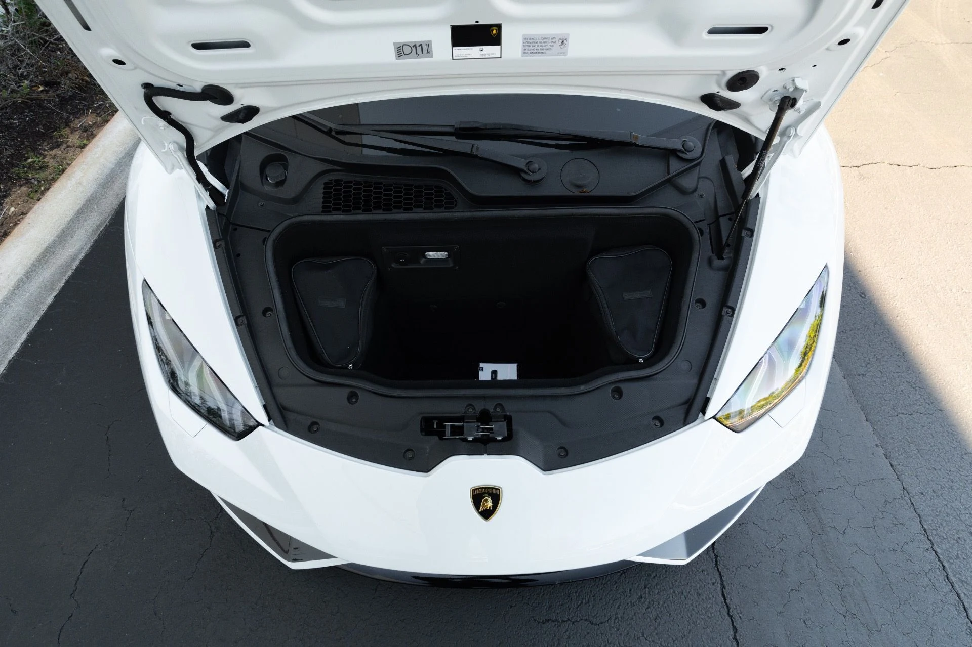 mph063_4179617103_Used_2016_Lamborghini_Huracan_LP_610_4_1771995727_67aac9f1ef