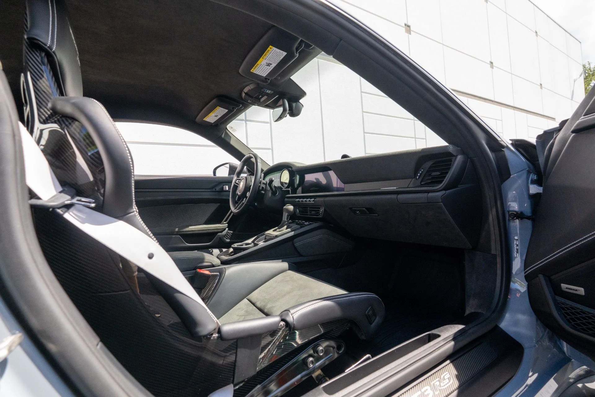 mph063_4203545942_Used_2023_Porsche_911_GT_3_RS_1757968217_5451ca47c4