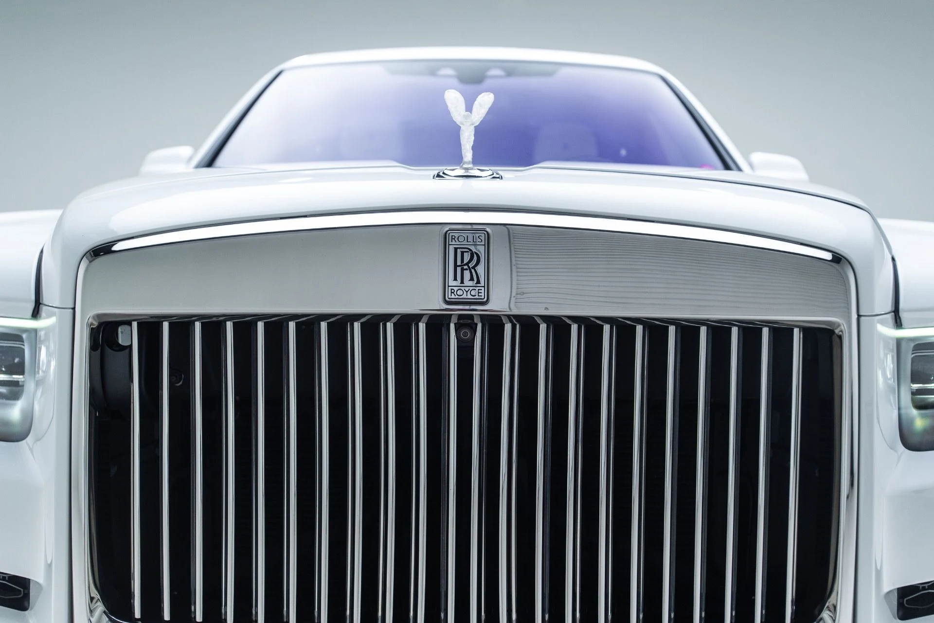 mph063_42049267_Used_2019_Rolls_Royce_Cullinan_1786991337_275152e691