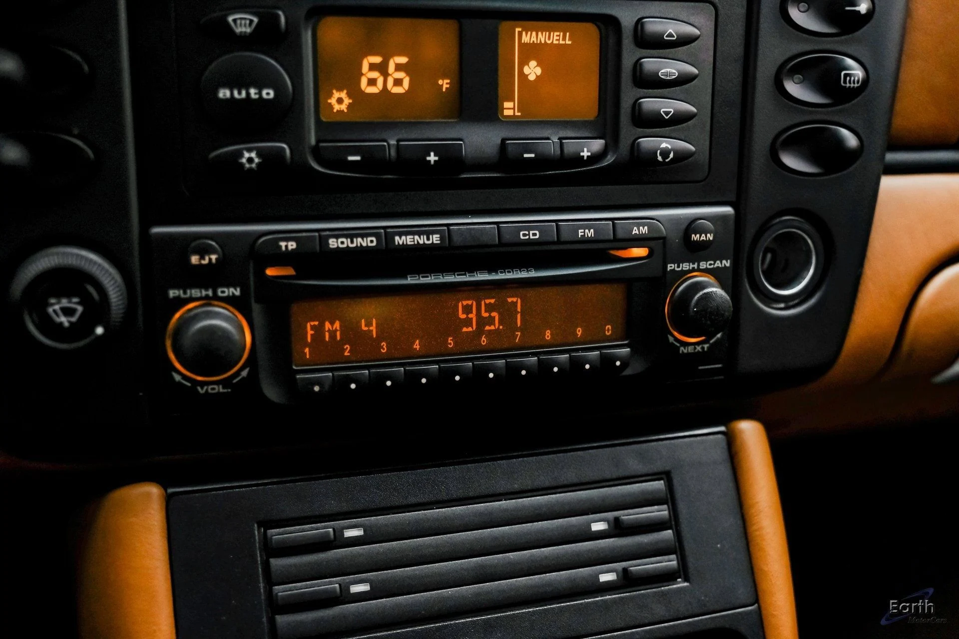 mph063_4272025798_26c5c9171b6d9f4e184ee70ca4782b7fx_eca156bb11