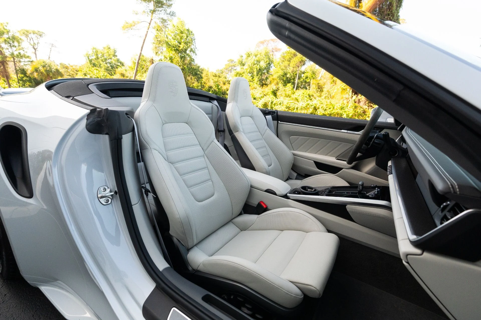 mph063_435314846_Used_2025_Porsche_911_Cabriolet_Turbo_S_1769622703_1f0073249c