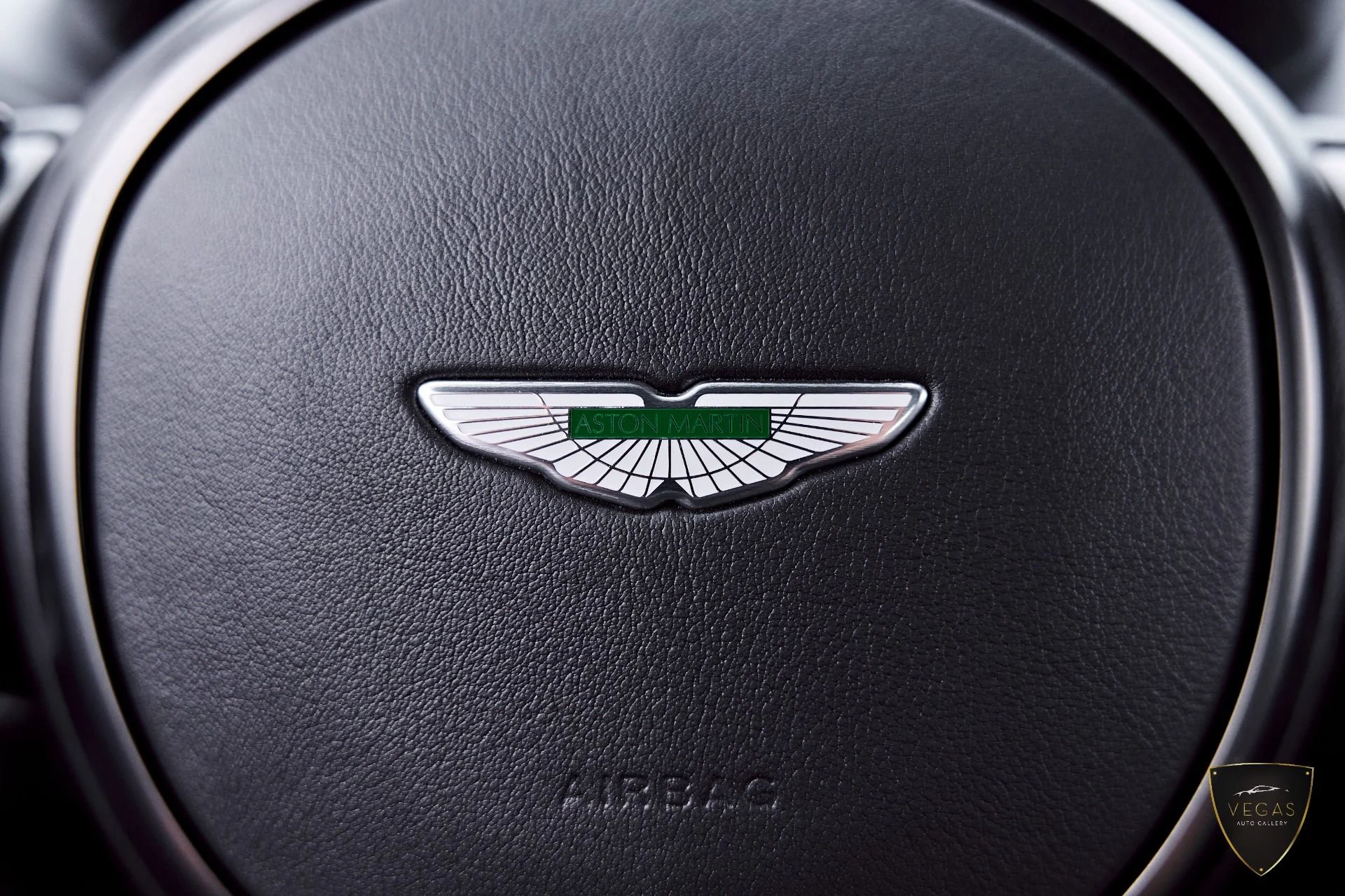 mph063_452760943_Used_2021_Aston_Martin_DBS_Superleggera_1785181593_b29566400f