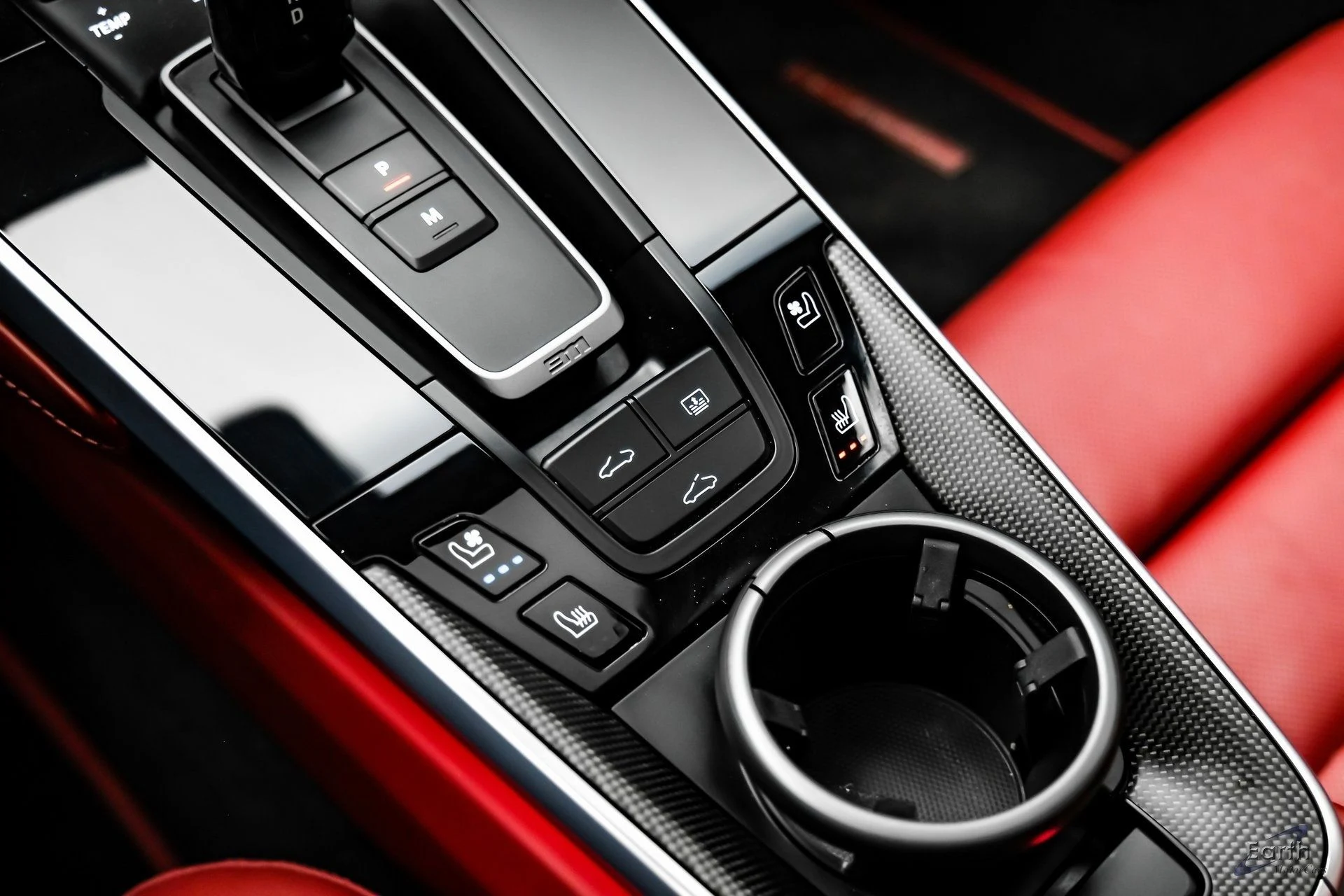 mph063_487652156_ebf279237cf7bd3fa2d15660bb9c0cdax_b80985ab90