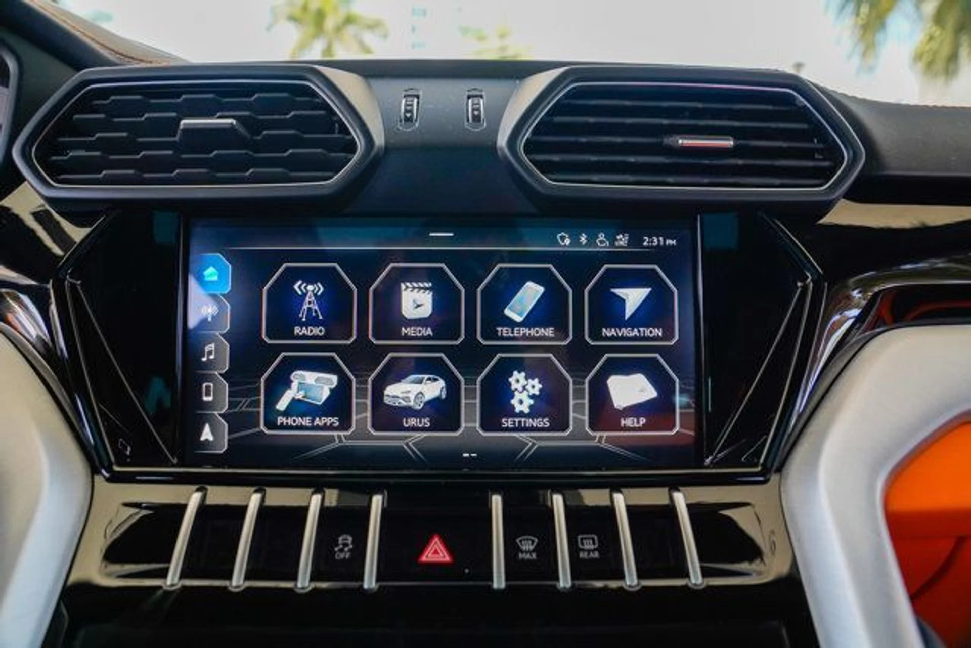 mph063_512745335_used_2021_lamborghini_urus_awd_14354_22713615_64_640_d5b4873452