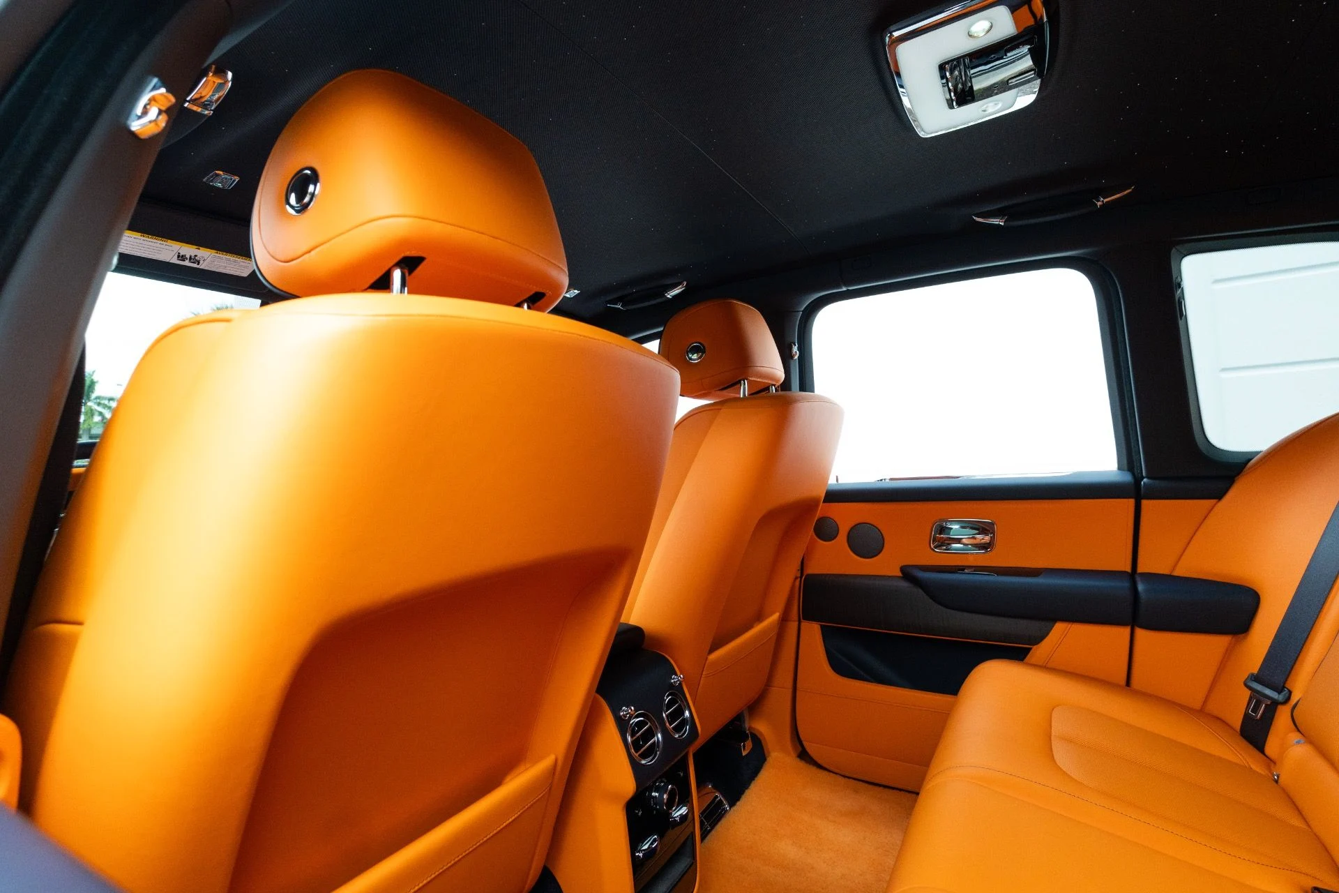 mph063_512911983_Used_2023_Rolls_Royce_Cullinan_1766776442_93c1f1da90