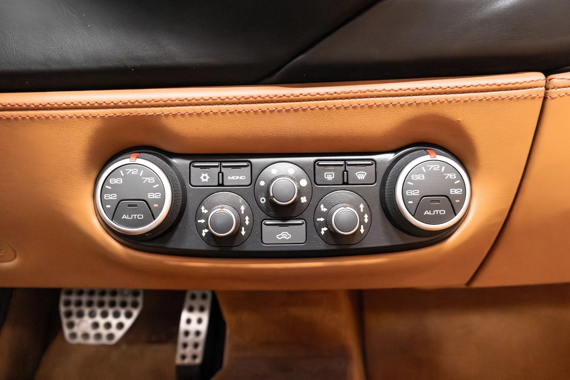 mph063_519473719_Used_2016_Ferrari_488_Spider_Base_1761761297_797440d082