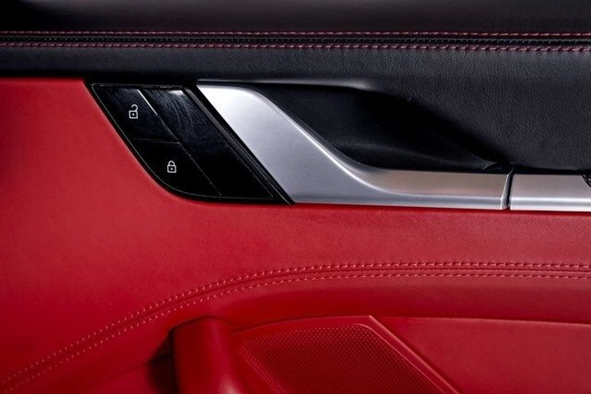 mph063_521630874_936d45ecd9d44cbd8f7b31d00f1cf3c8x_4b792abb39