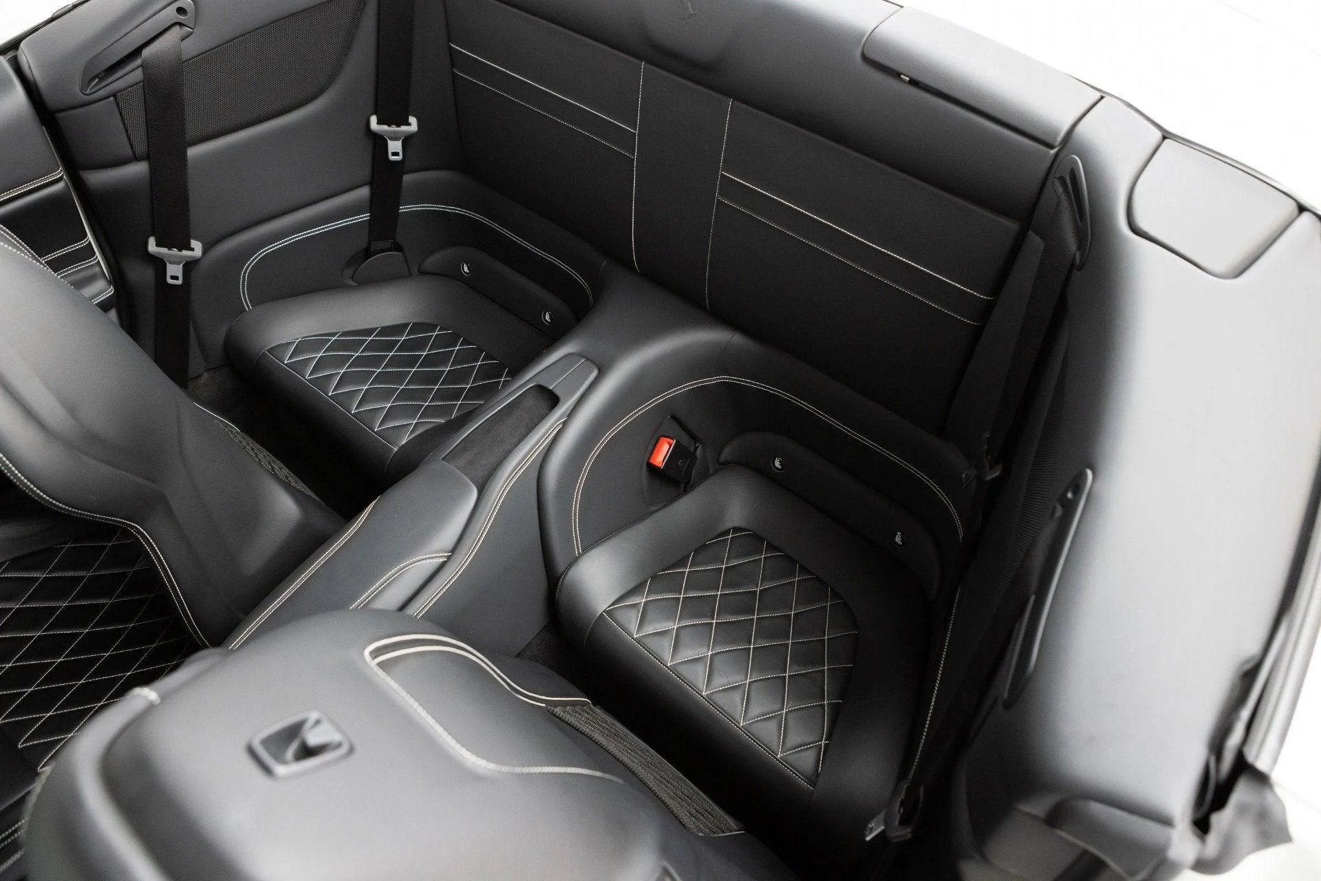 mph063_557969341_Used_2016_Ferrari_California_T_1777368240_f4cbe9590a