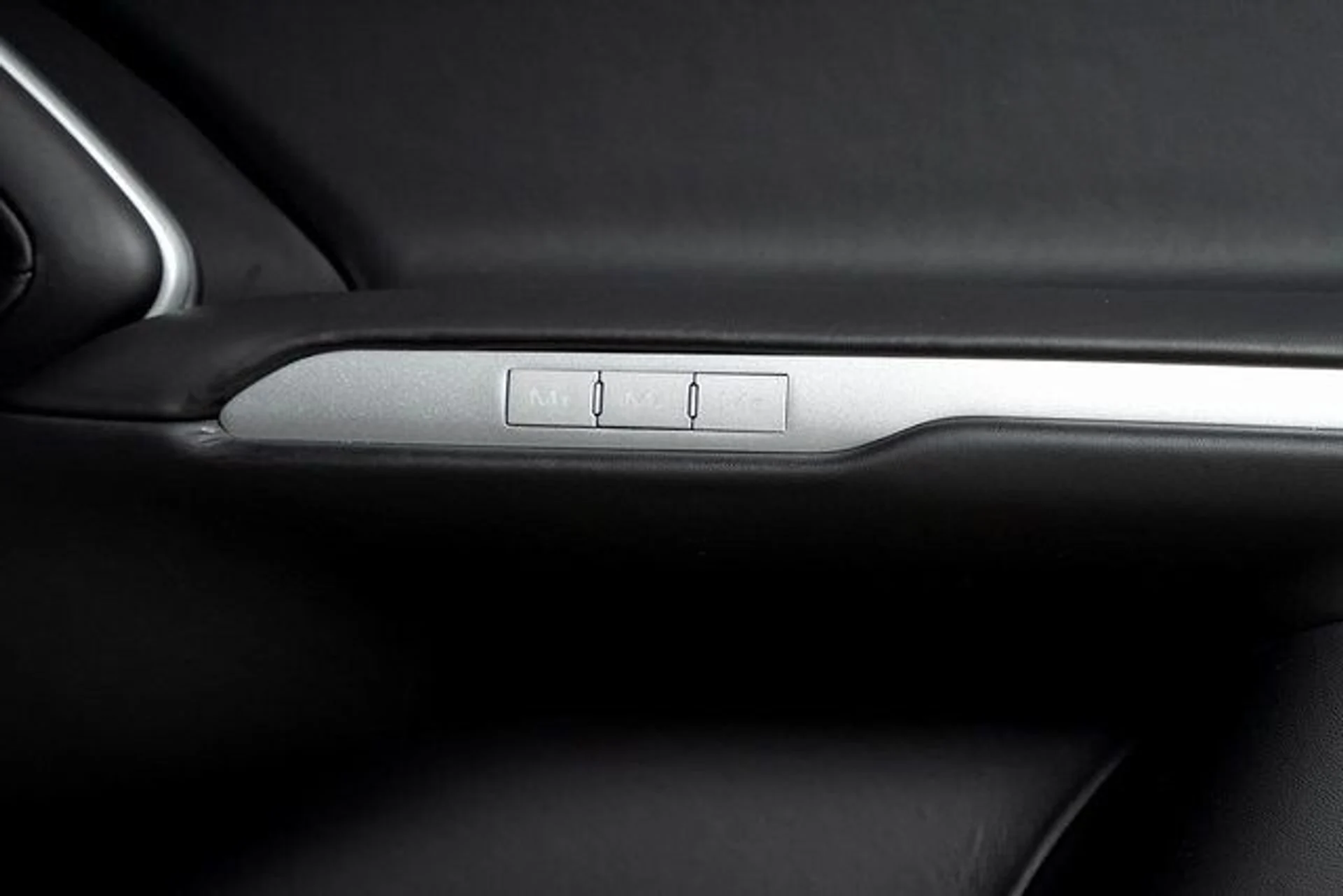 mph063_563852727_92fcb32d20fca11fc19a91ef1b801c23x_eb2cdd9554