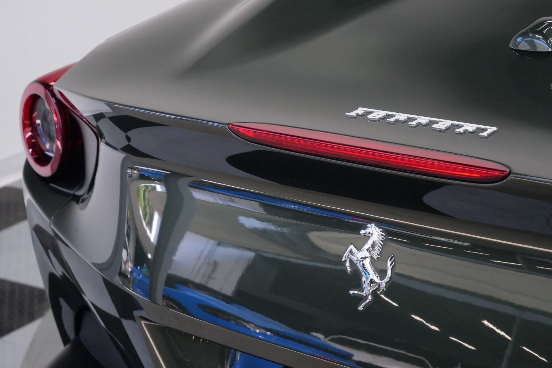 mph063_623543820_Used_2019_Ferrari_Portofino_Tailor_Made_in_NYC_Unique_Exterior_and_Interior_Colors_Amazing_1779827037_87b7742d25
