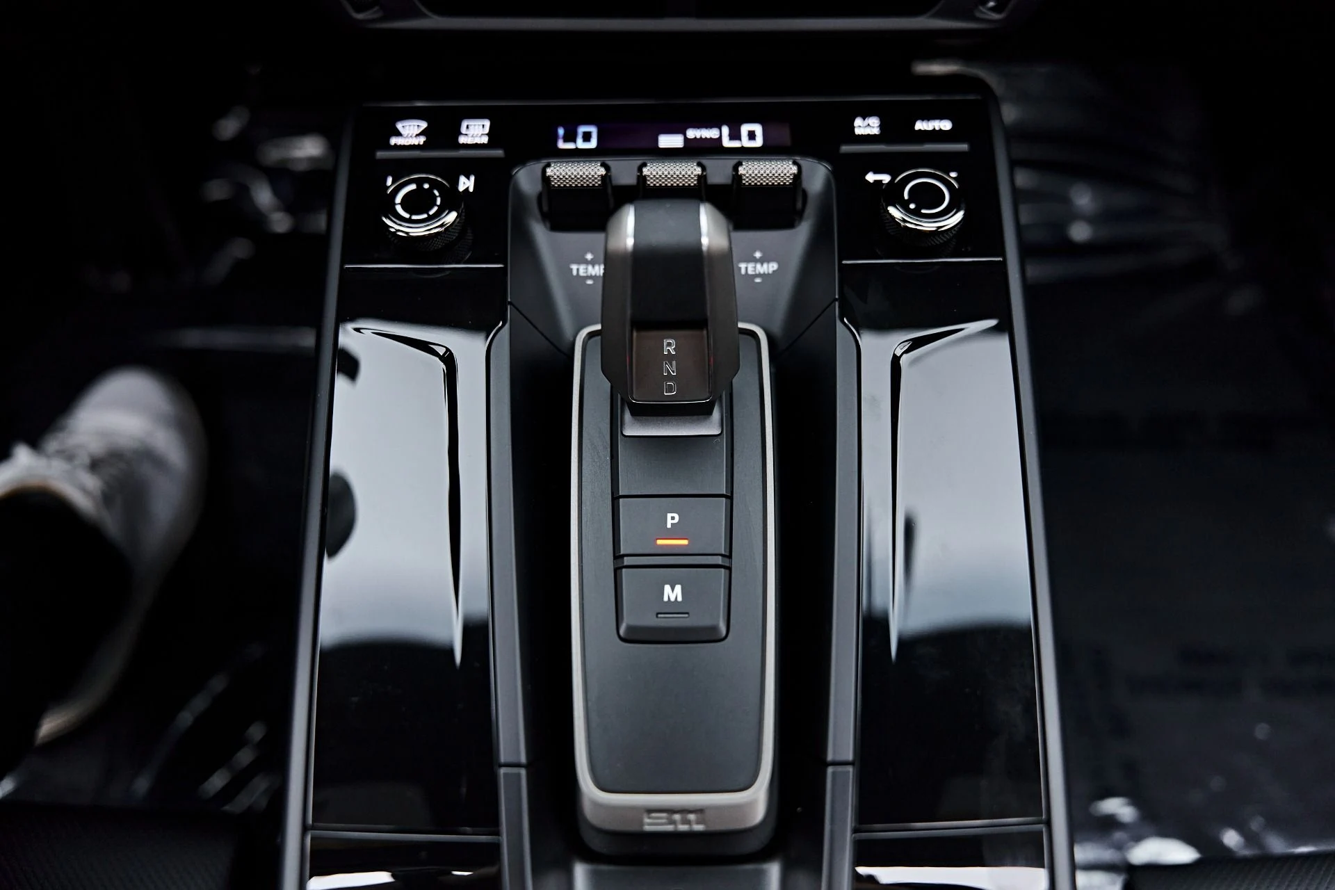 mph063_645223944_Used_2026_Porsche_911_Turbo_S_1789622300_9f0db9530d