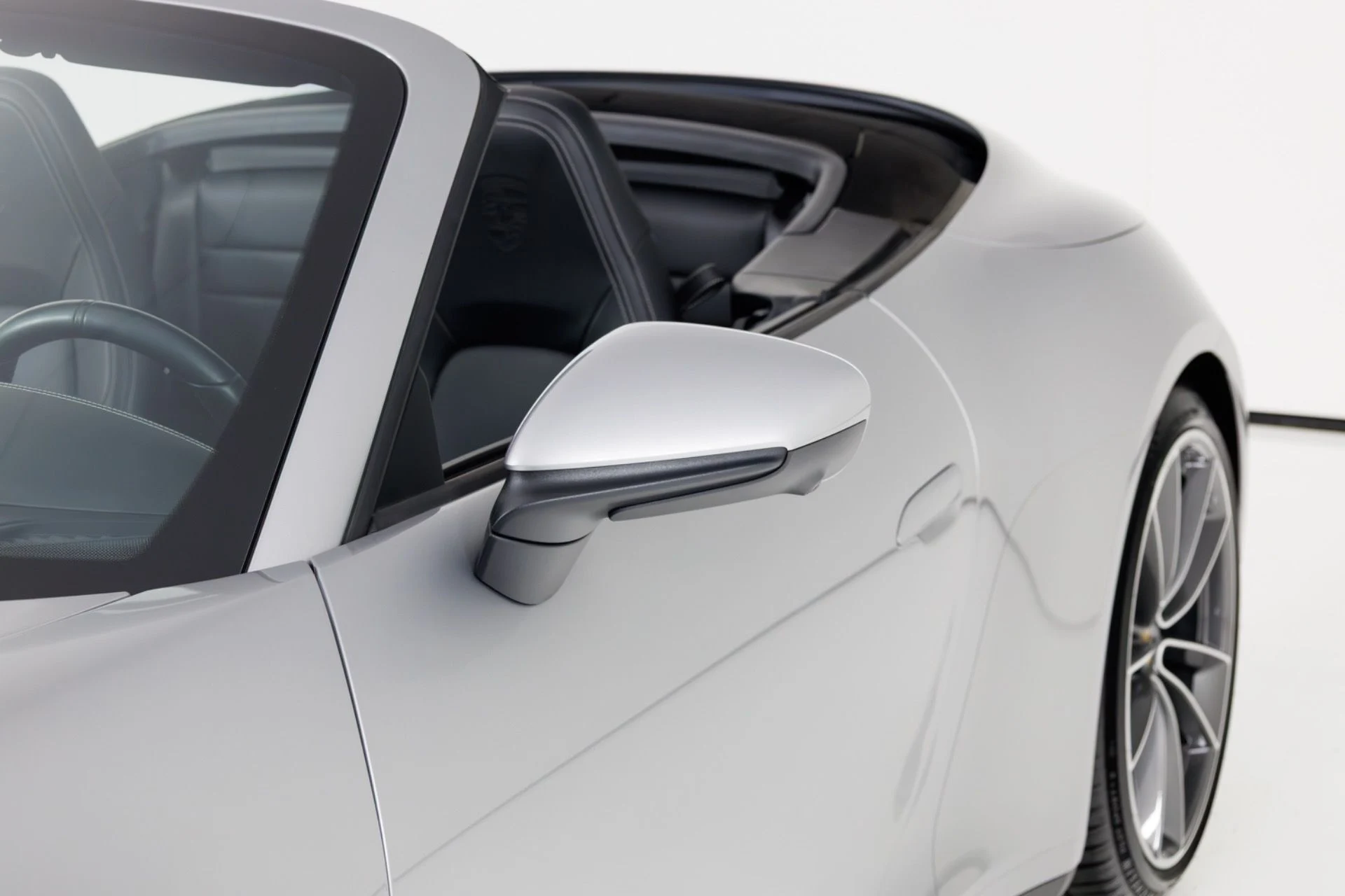 mph063_67227782_Used_2022_Porsche_911_Carrera_1773941199_d826c107d6