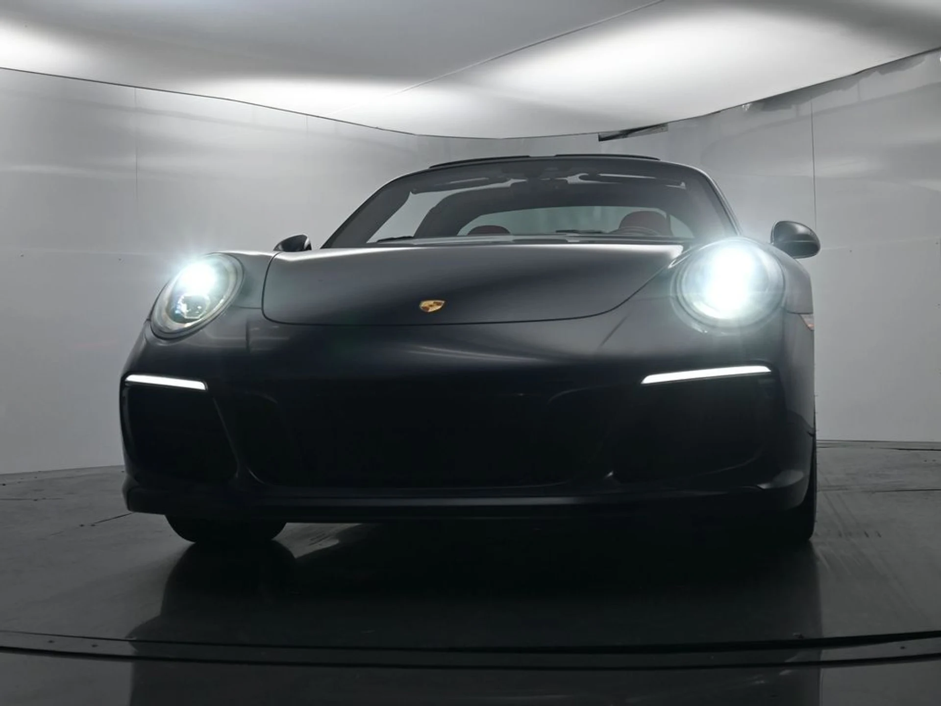 mph063_704691611_053d2512a078a407affcafaf596cca52_bcd18b1038