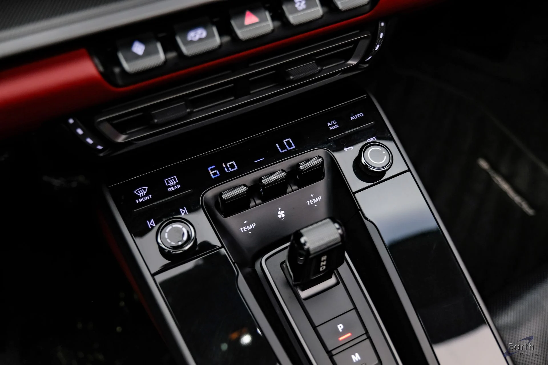 mph063_717743990_c163e4a77b0b27bf3e8802678f9ca462x_24b5cc080b