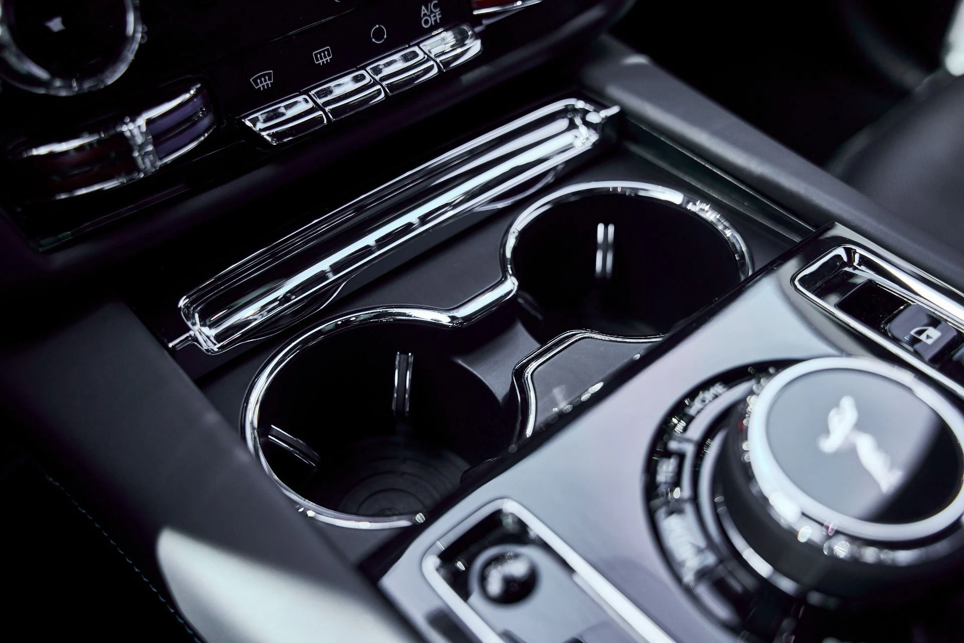 mph063_736654702_Used_2025_Rolls_Royce_Spectre_Base_1771642484_eac54f303f