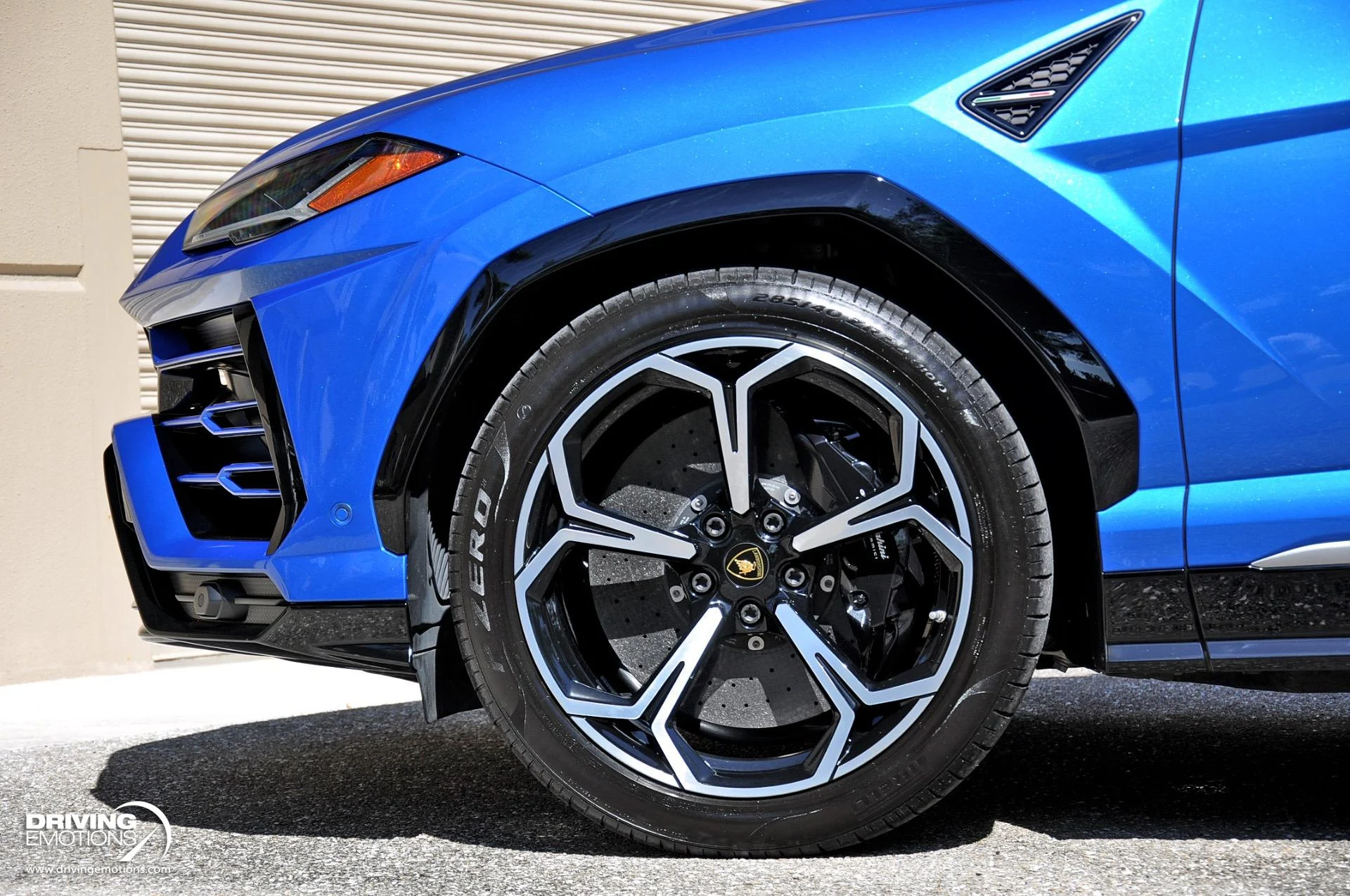 mph063_800031529_801_p64_l_b84c6db8ea