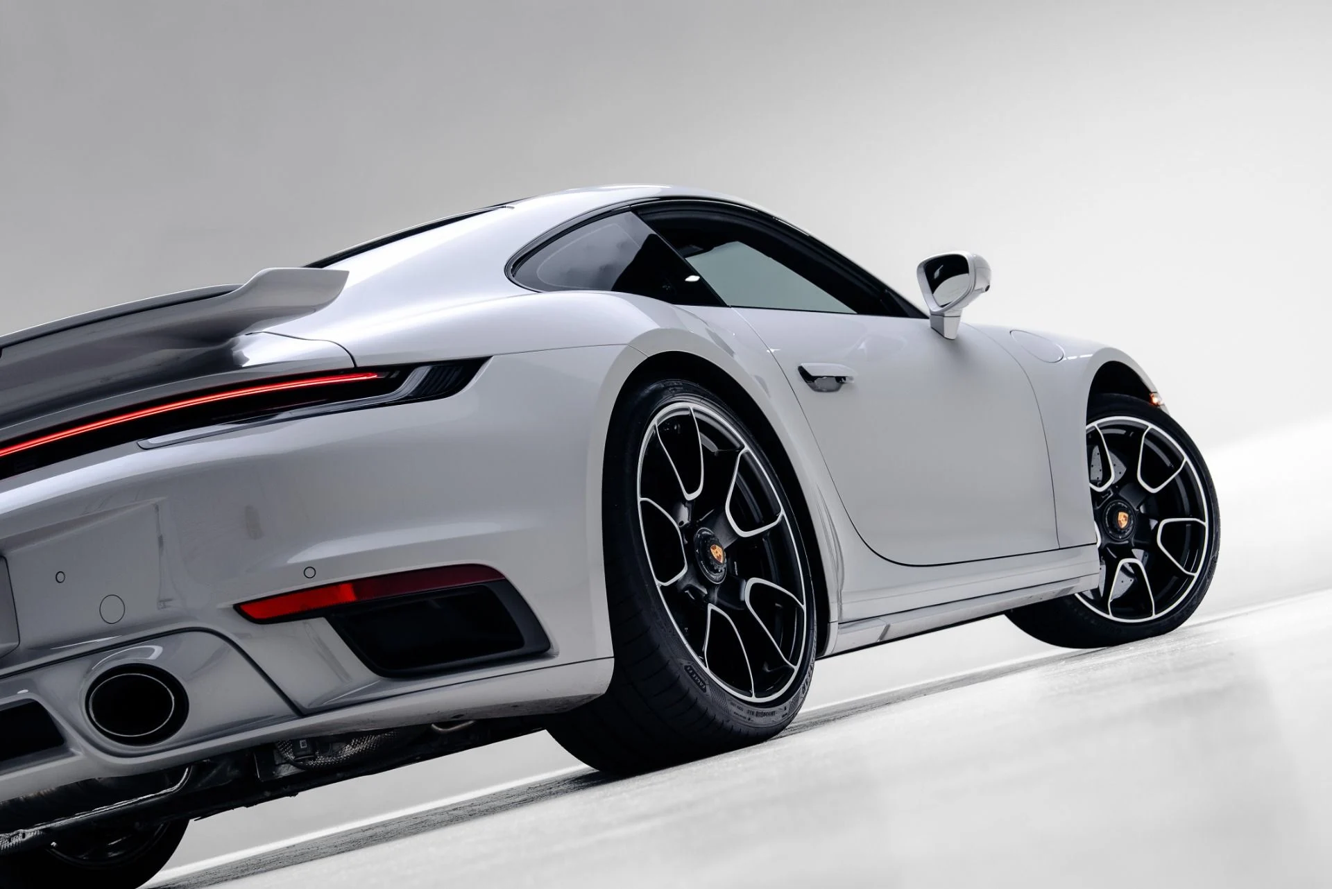 mph063_846671856_Used_2022_Porsche_911_Turbo_S_1774378383_80af043907