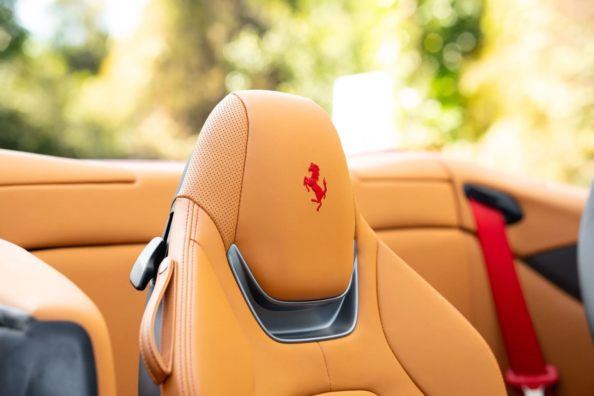 mph063_872157490_Used_2023_Ferrari_Portofino_M_1770869852_c2ee4fc0f5