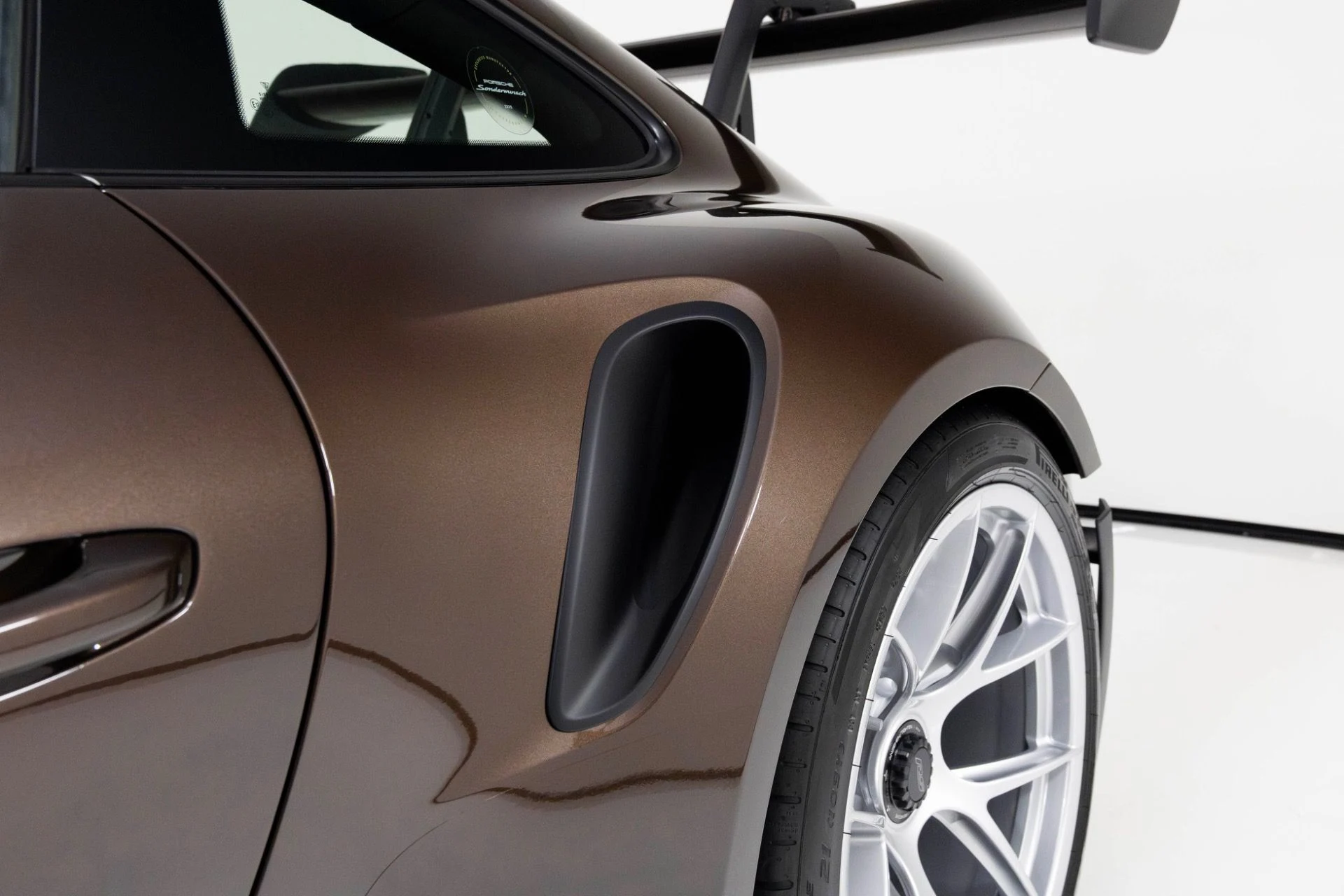 mph063_958090054_Used_2025_Porsche_911_GT_3_RS_1764100573_7ec5fe7acd