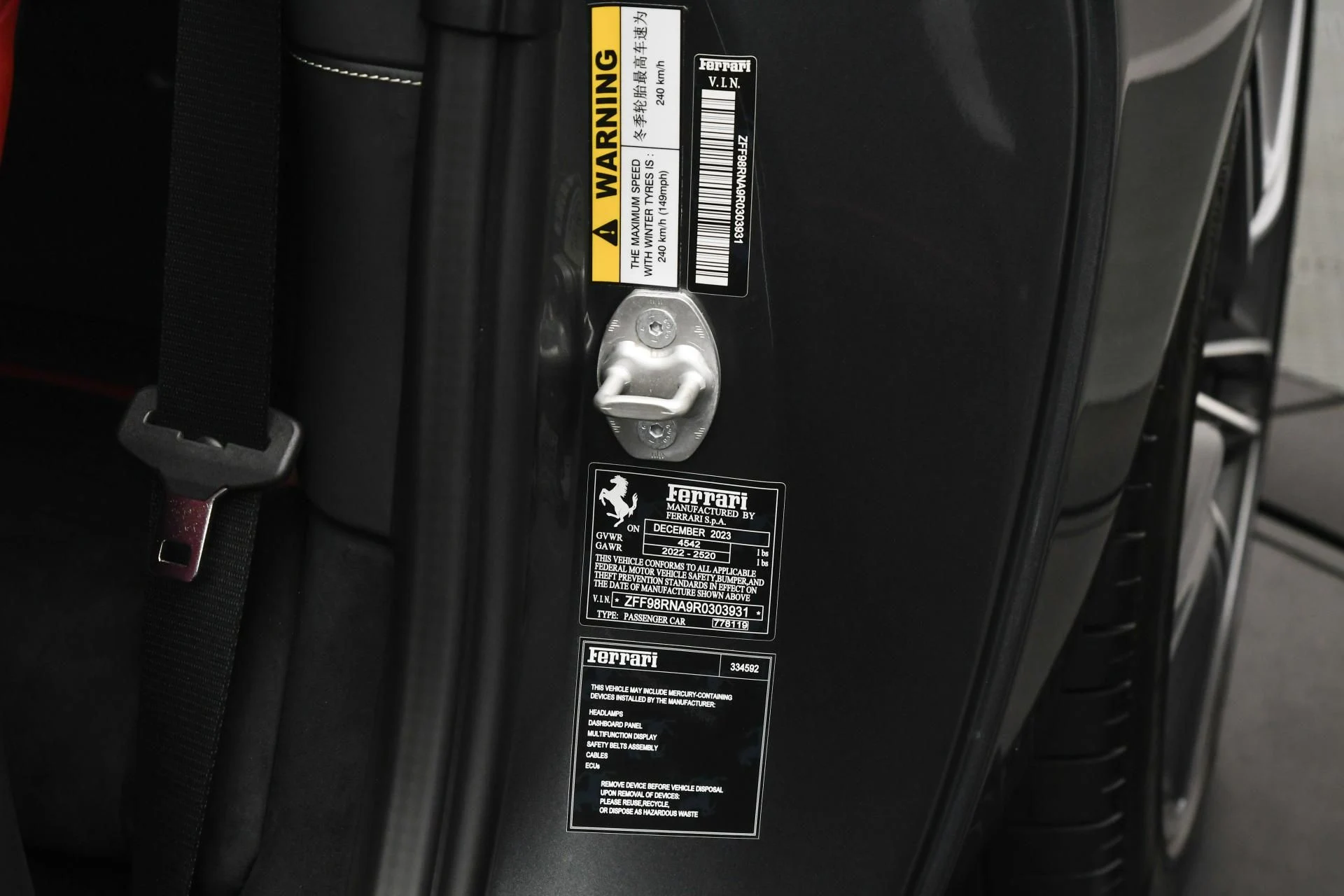 mph063_963636418_Used_2024_Ferrari_Roma_1750406965_1eba87d4da