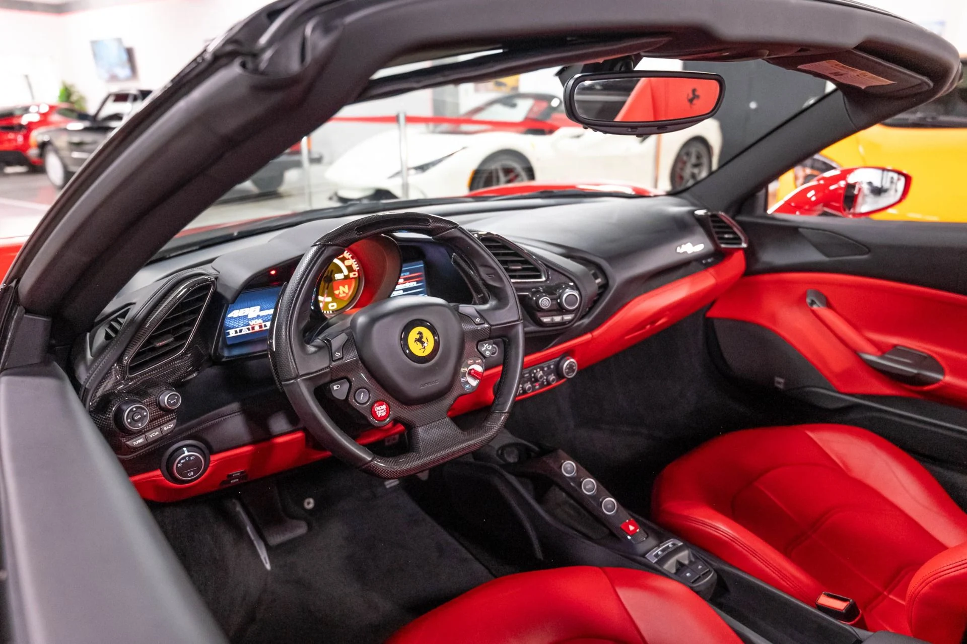 mph064_1027697034_Used_2018_Ferrari_488_Spider_1786655775_0abc7c79f2