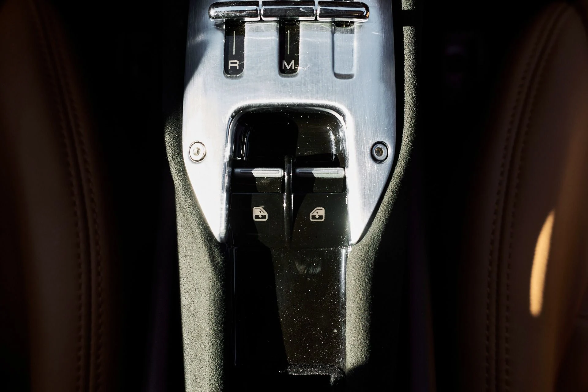 mph064_103059920_Used_2024_Ferrari_296_GTB_Base_1766793216_0a1548edda