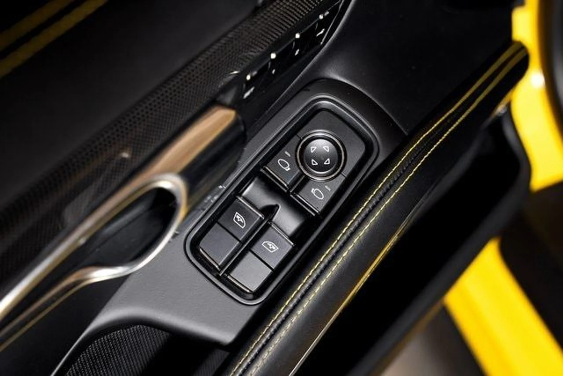 mph064_1042167358_bb120b41b7588b470da457a747784638x_e5f2c1b2ea