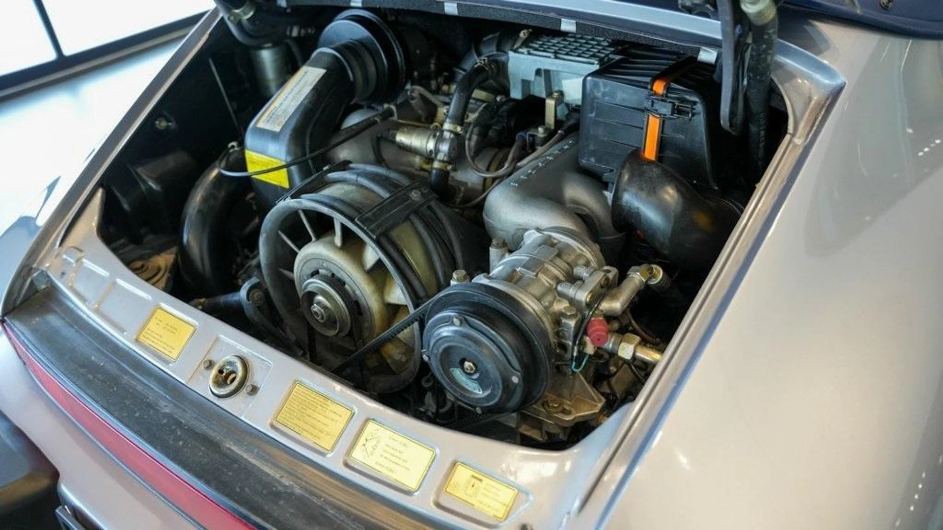 mph064_104643805_c_Gb_Ks_B_Ed_Mv_K79_Xs_Uk_Ca_Dx_ZDID_3_E_b86ced8f82