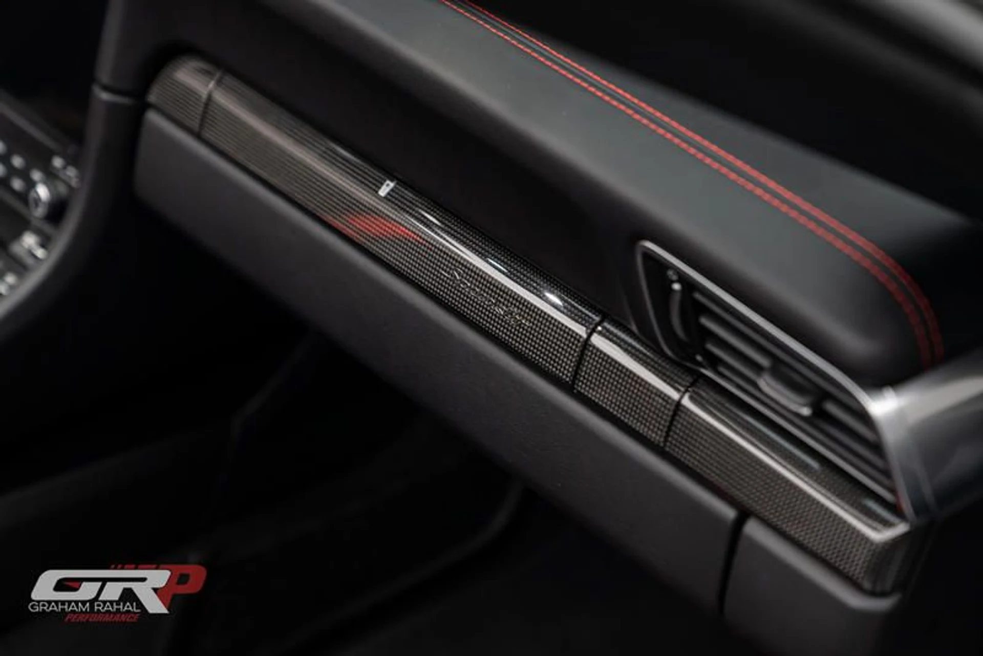 mph064_1094254991_F072_B0_D7_52_EB_49_C9_AC_5_F_F7_CF_3_B8_A4777_f5c1304a70