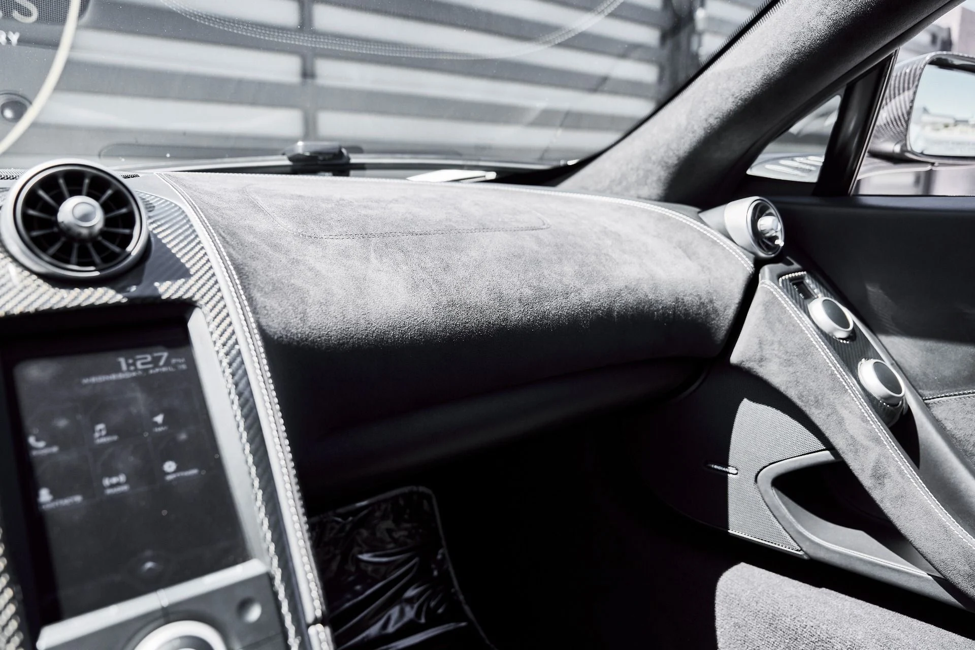 mph064_110301680_Used_2012_Mc_Laren_MP_4_12_C_Base_1777009307_fbd8cccf24