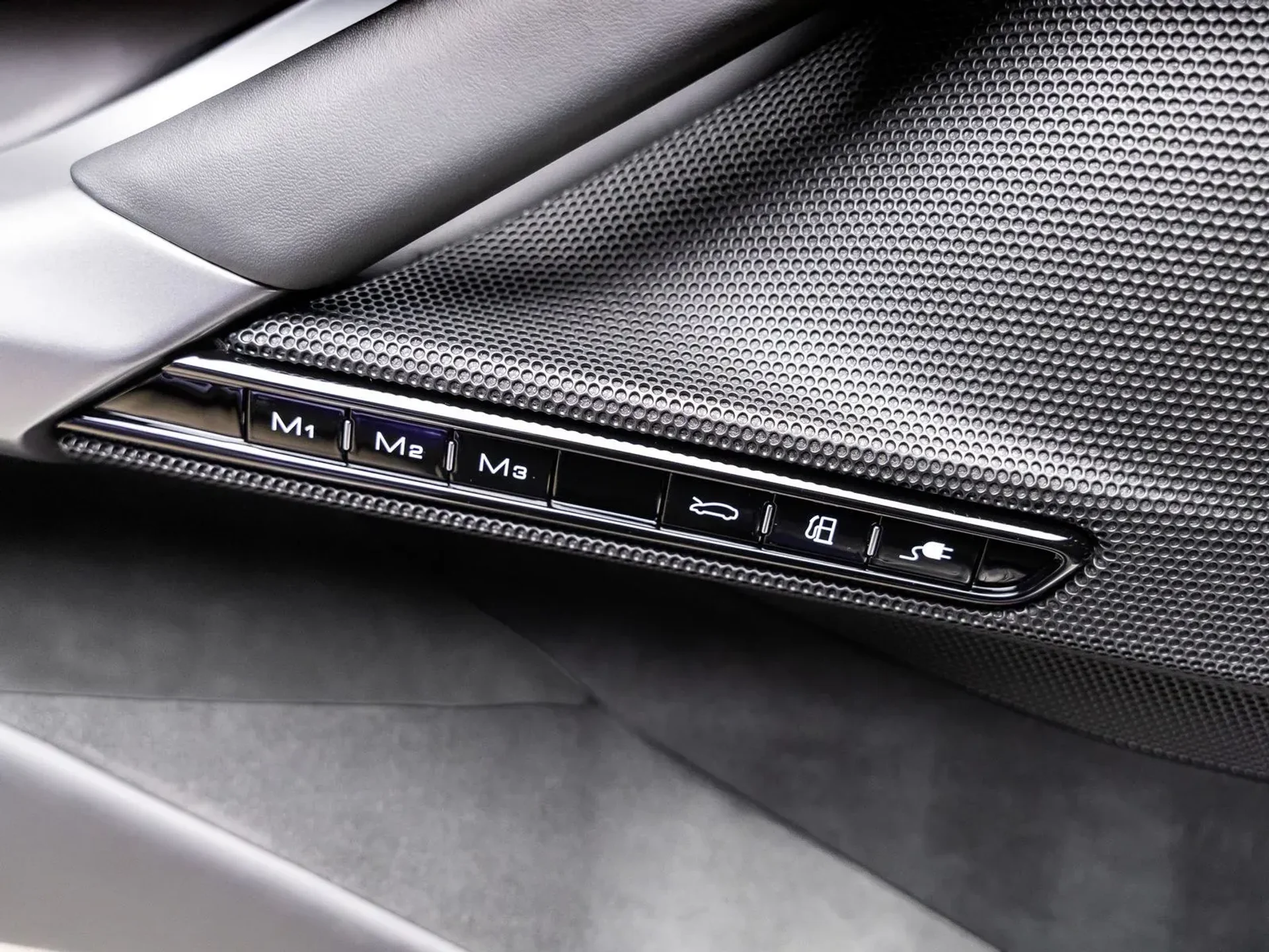 mph064_1128451083_62cf3ef3_717a_41be_a0b7_4a2e947fd8ca_b4f30e2832