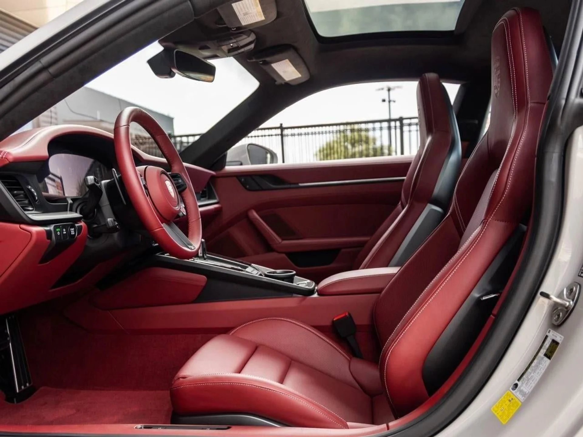 mph064_113300126_65_32909265fc