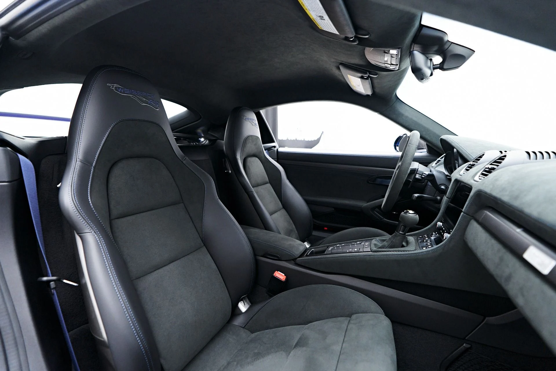 mph064_1161433693_Used_2024_Porsche_718_Cayman_GT_4_RS_1757637917_294464b3d6