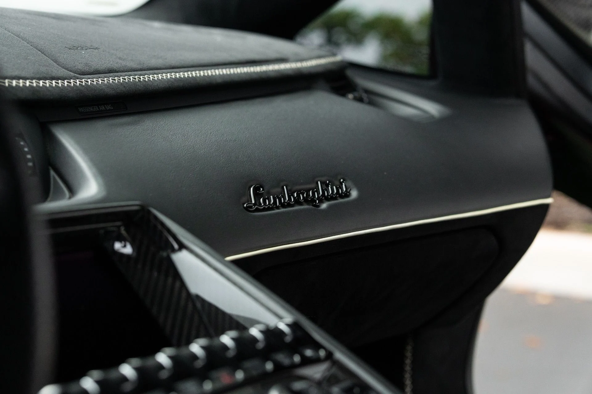 mph064_1166807108_Used_2021_Lamborghini_Aventador_LP_770_4_SVJ_Roadster_1773714369_76ddd1597e